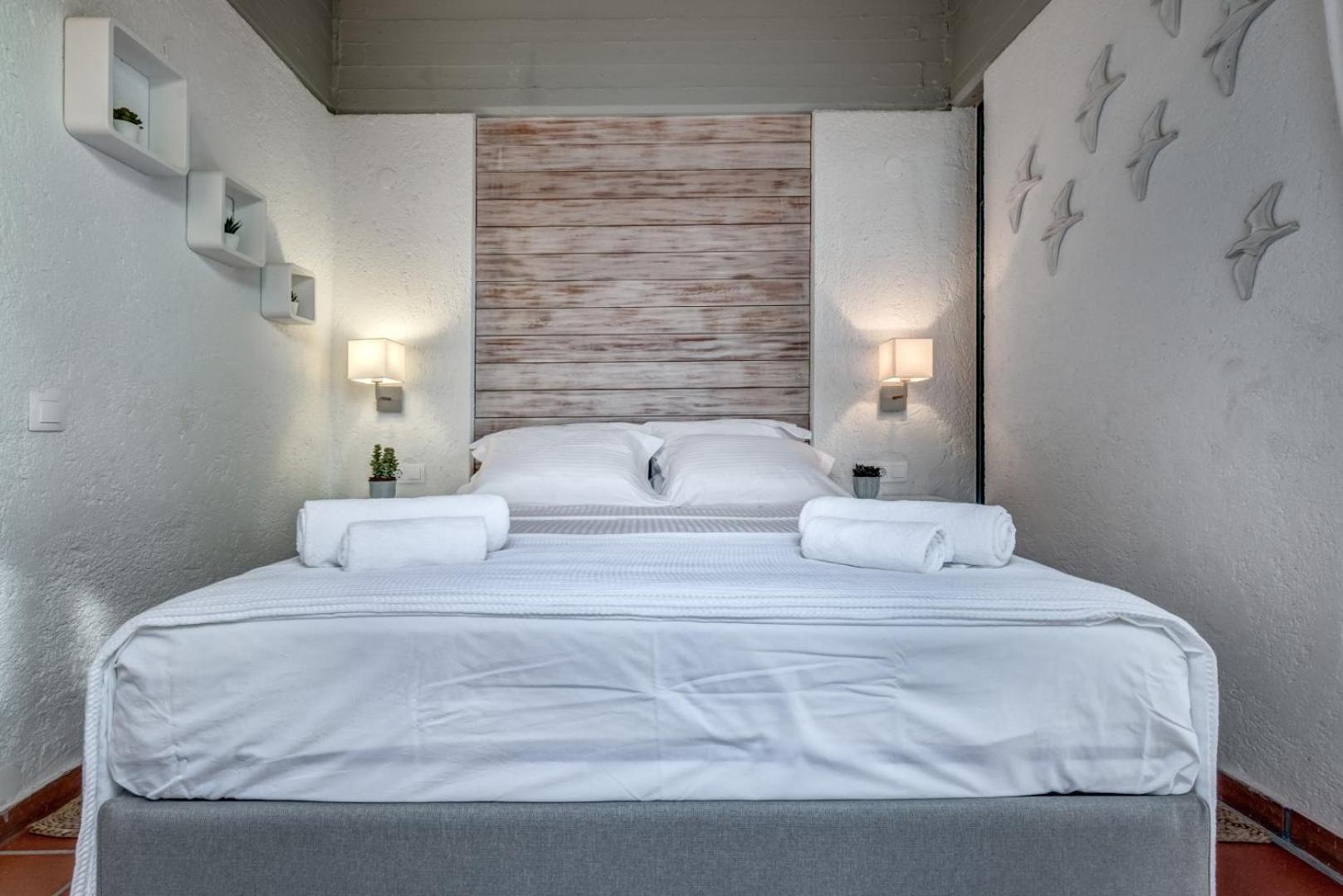 Barbati Luxury House by Corfuescapes view 4