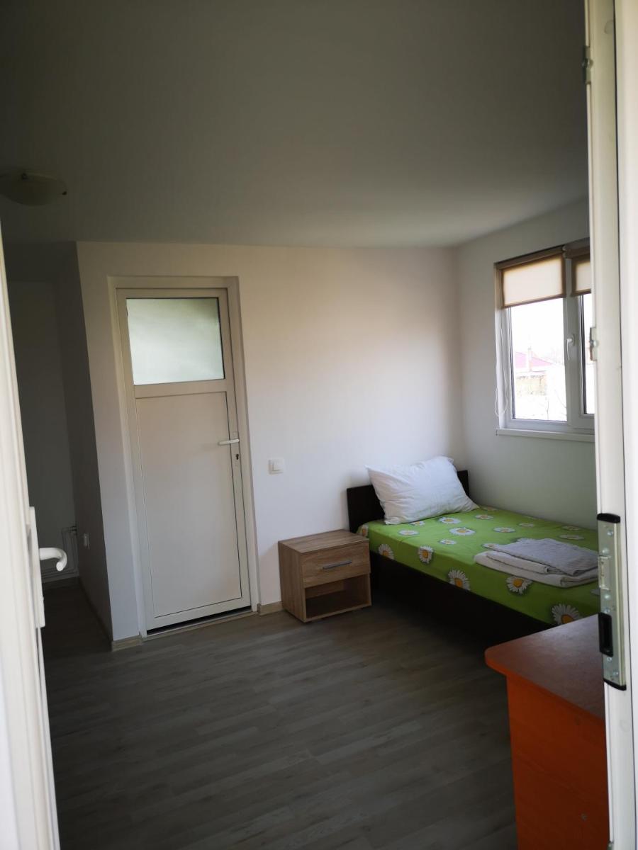 Photo 49