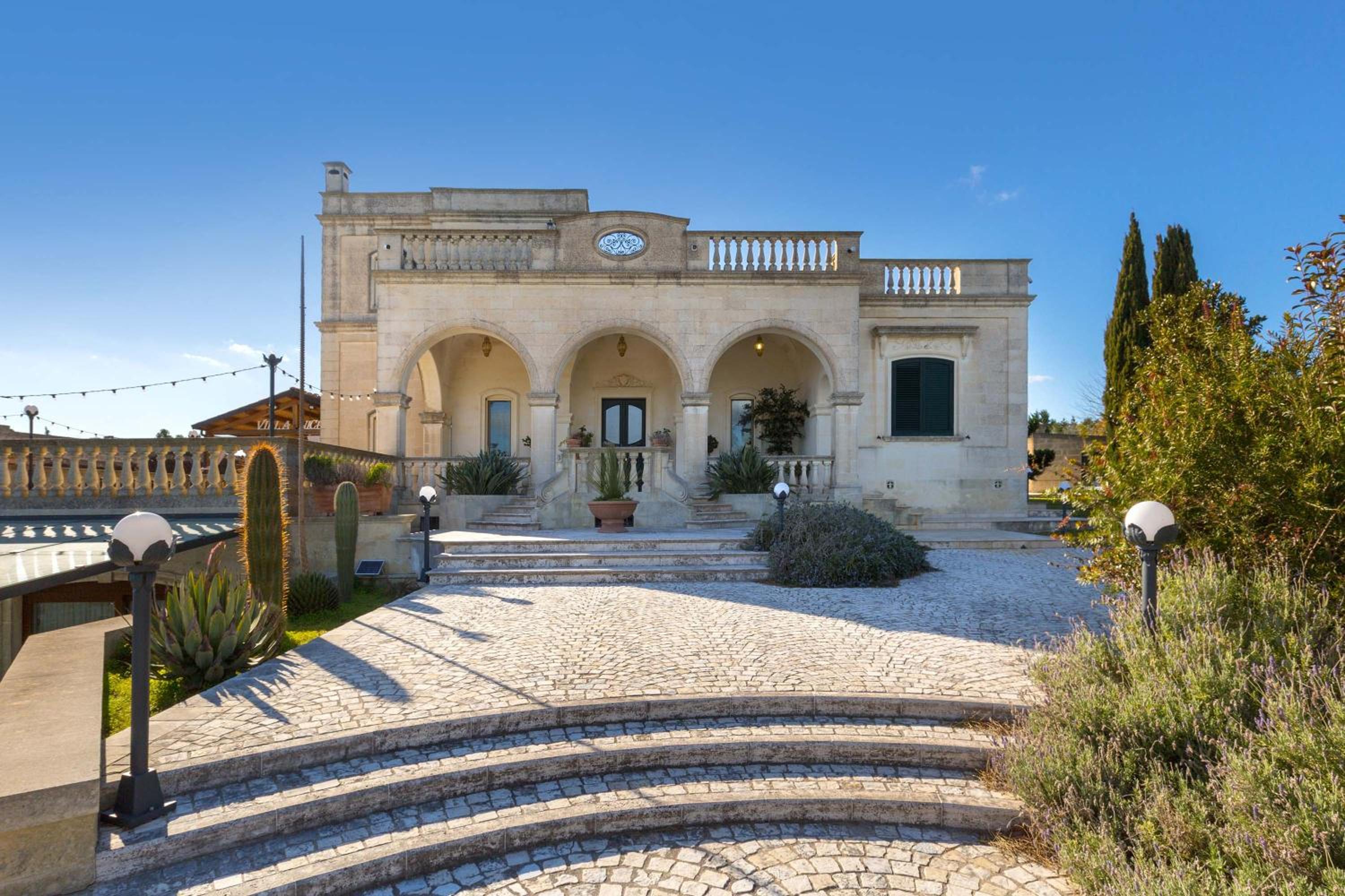 Villa Nicrys by Perle di Puglia