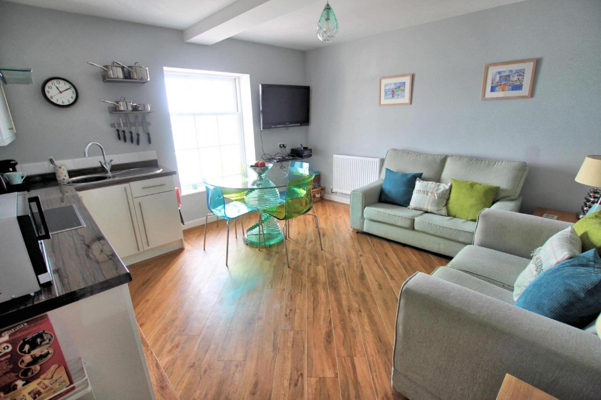 Headland View. Luxury. Harbour-Front. With Parking view 4