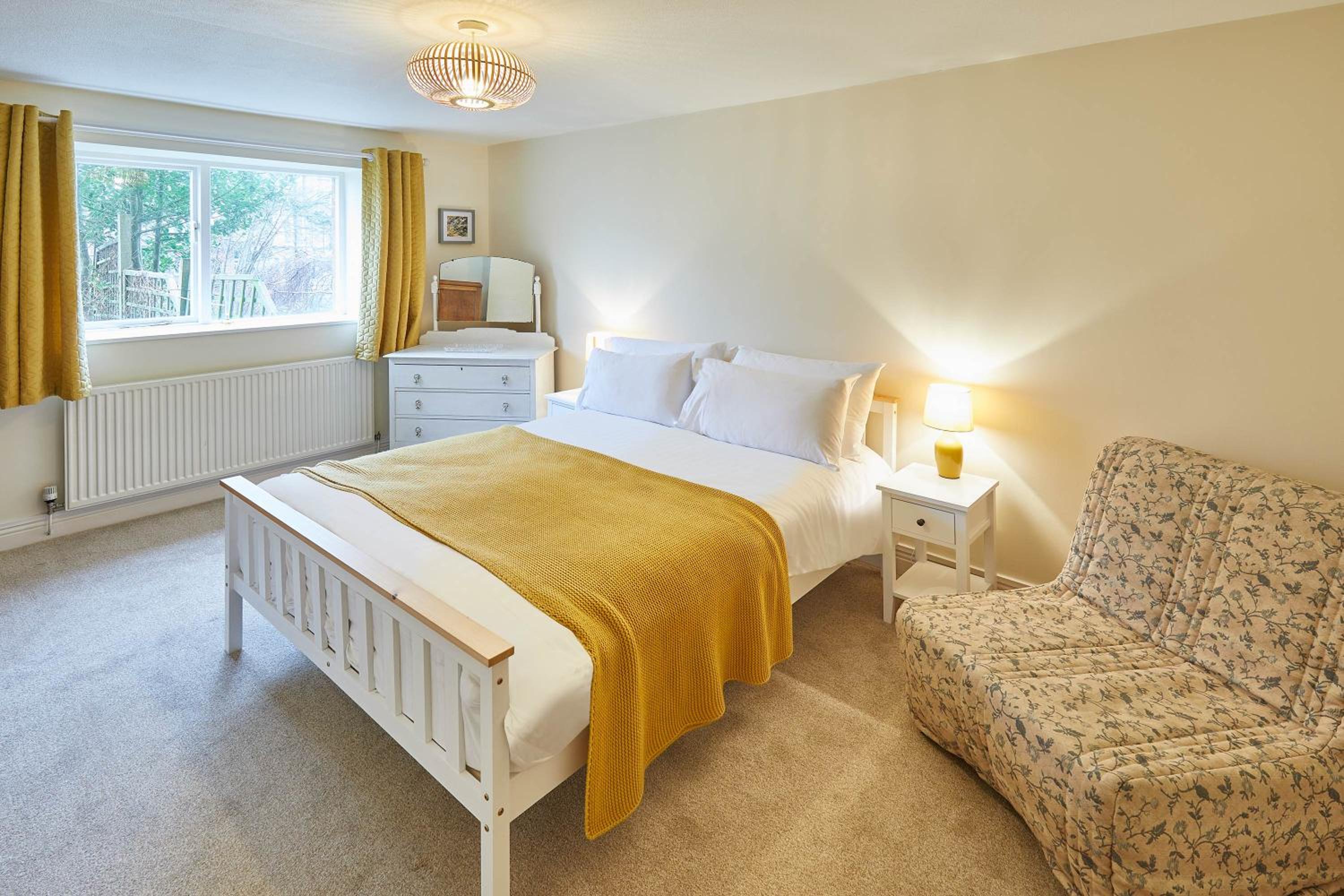 Host & Stay - The Garden Flat view 5
