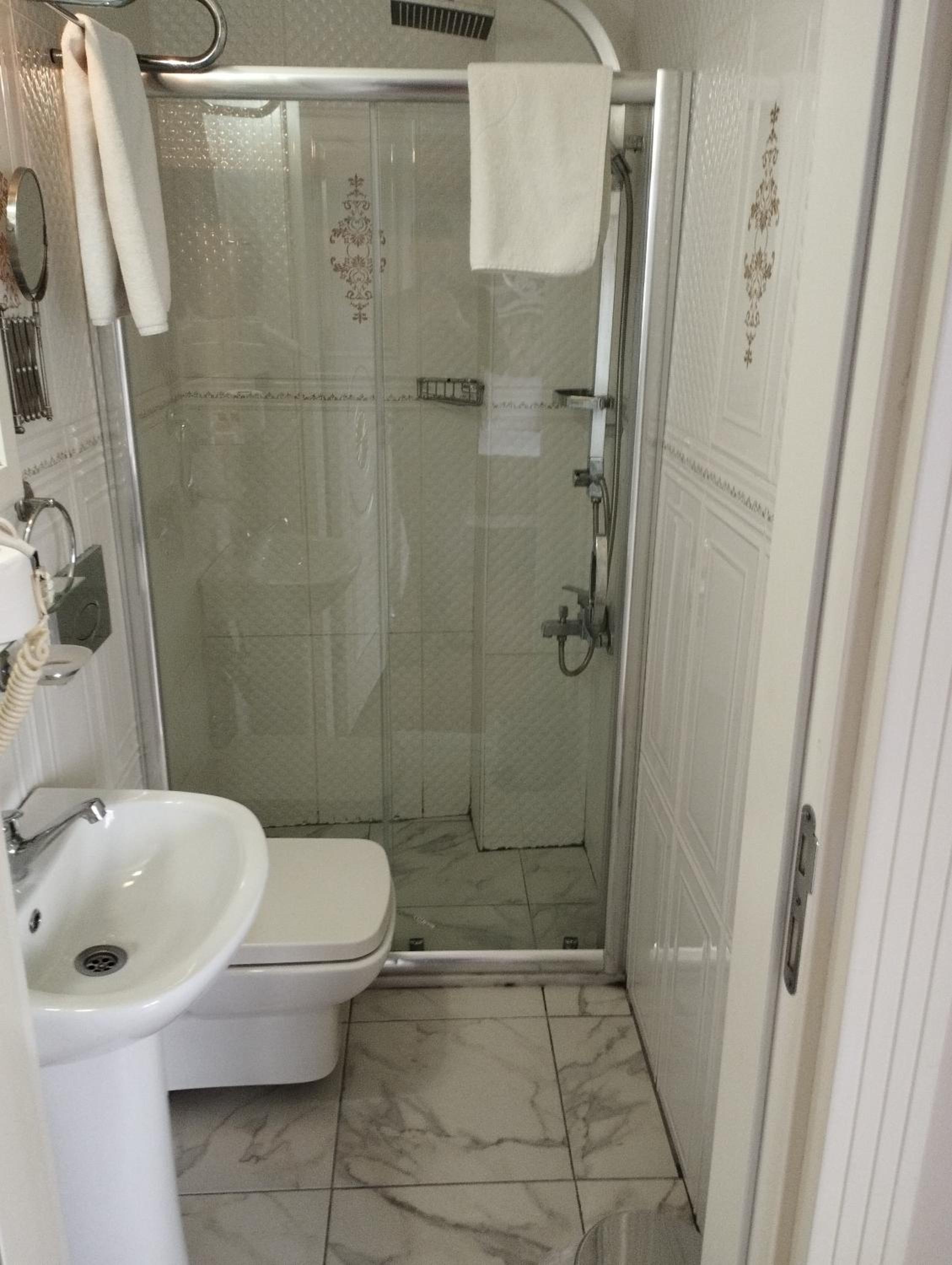 Gulhane Garden Hotel - Image 16