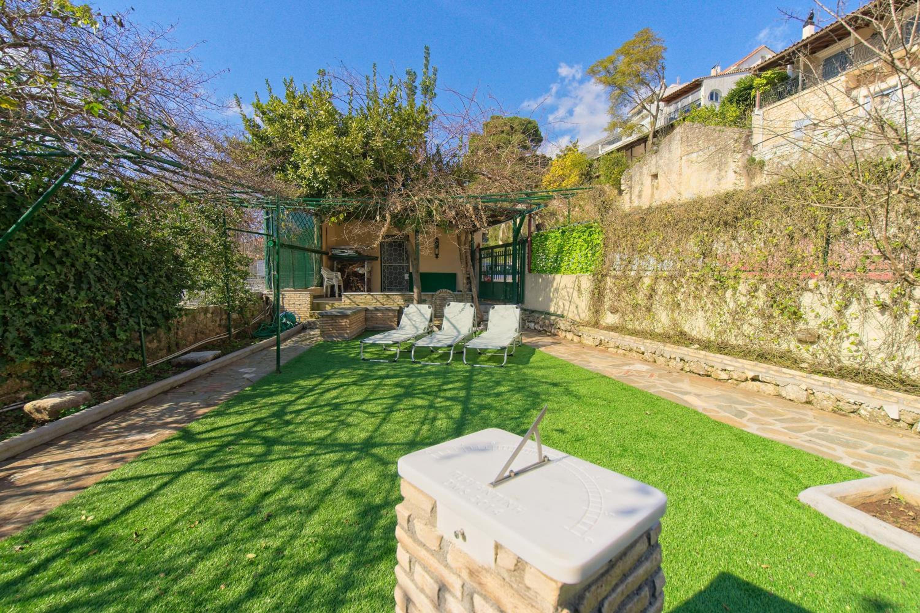 Villa Pergantini view 3