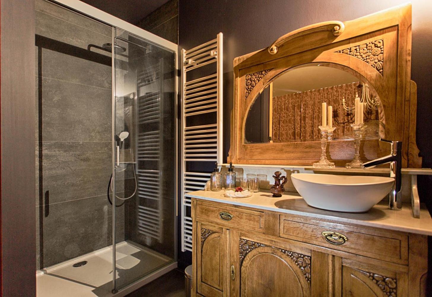 B&B Royal Swans - Adults-Only Boutique Stay in Bruges