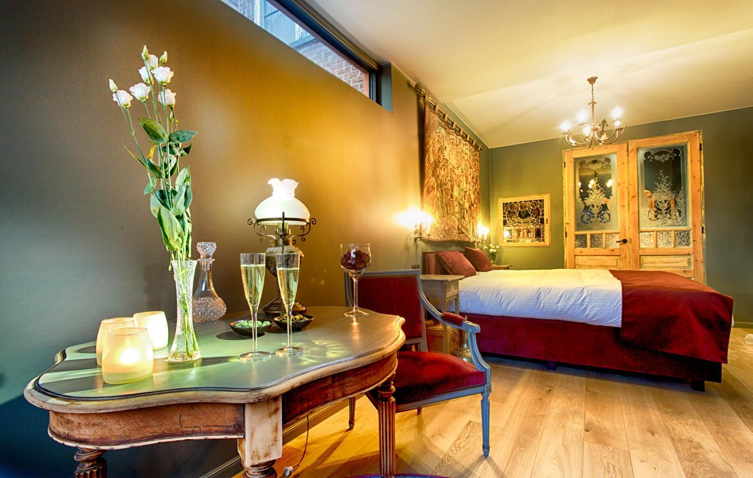 B&B Royal Swans - Adults-Only Boutique Stay in Bruges