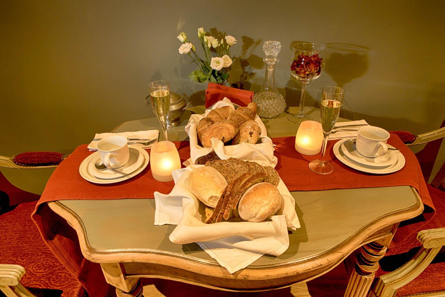 B&B Royal Swans - Adults-Only Boutique Stay in Bruges