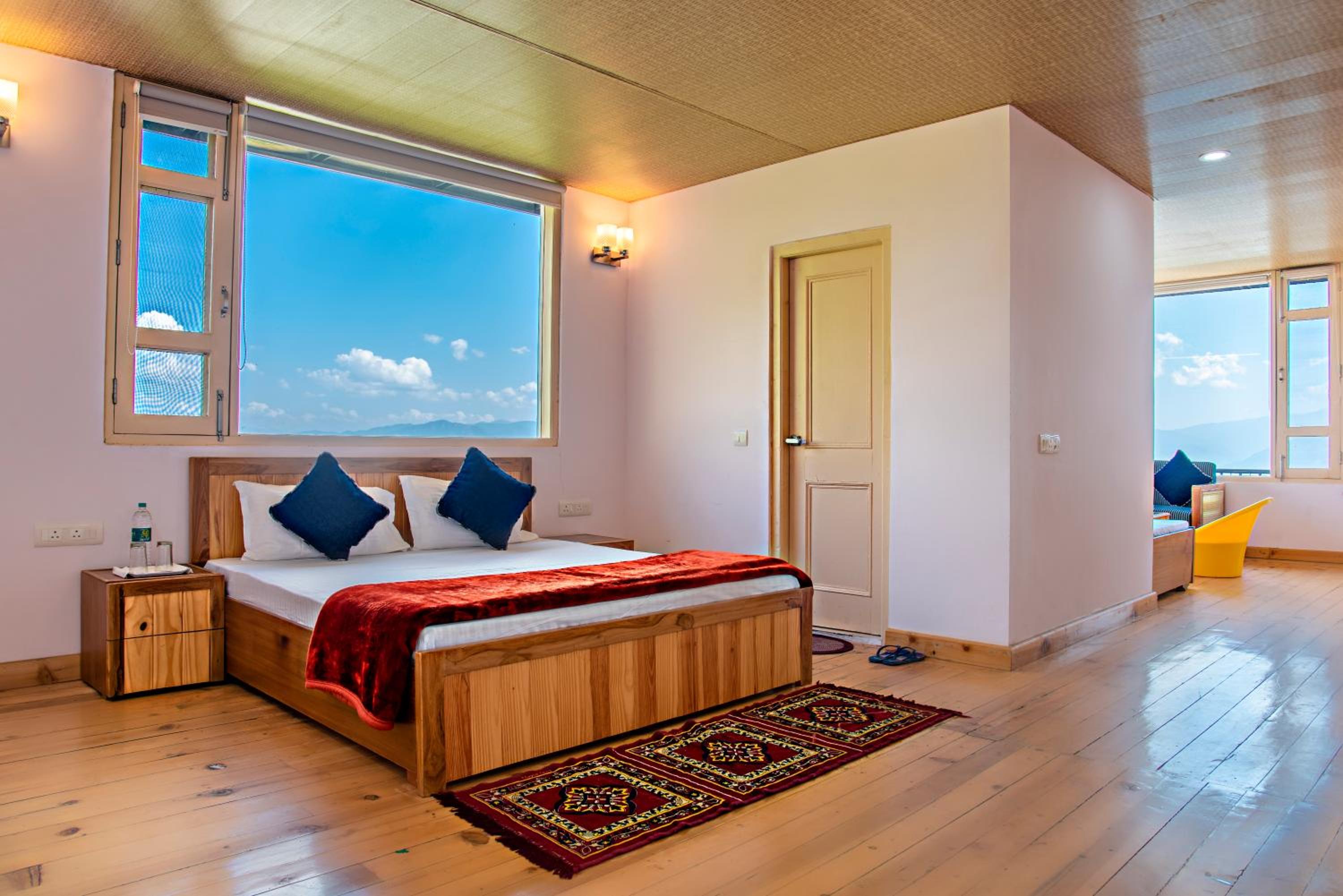 Anubhav Homestay Fagu view 3