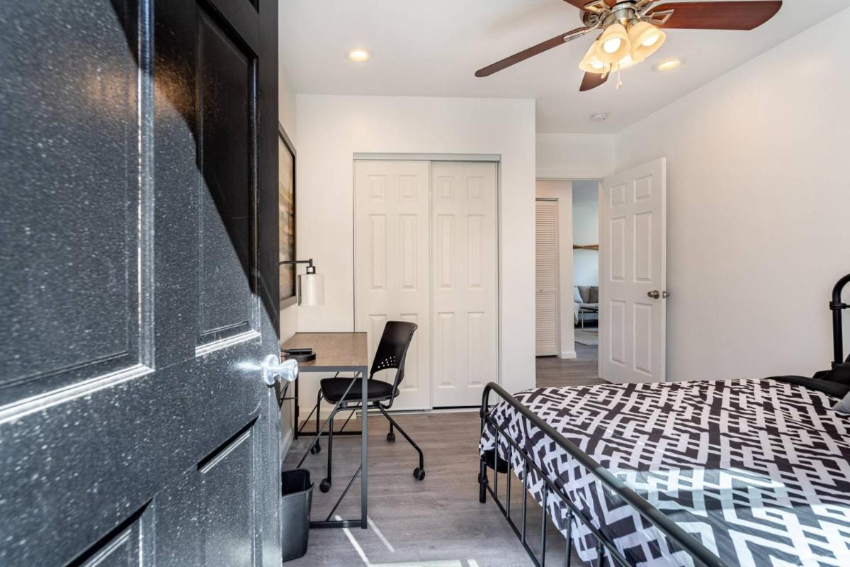 Leighton Campus Apt