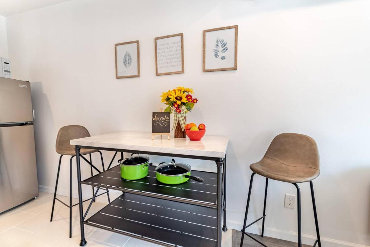 Leighton Campus Apt
