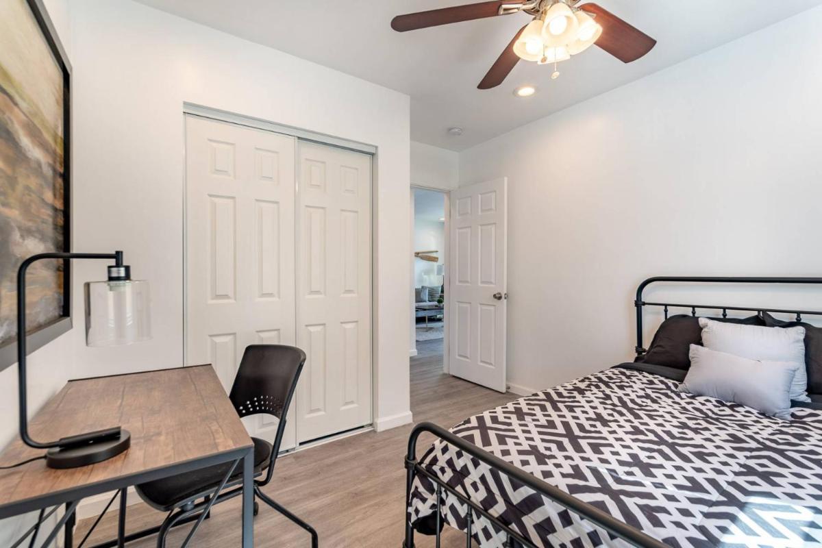 Leighton Campus Apt