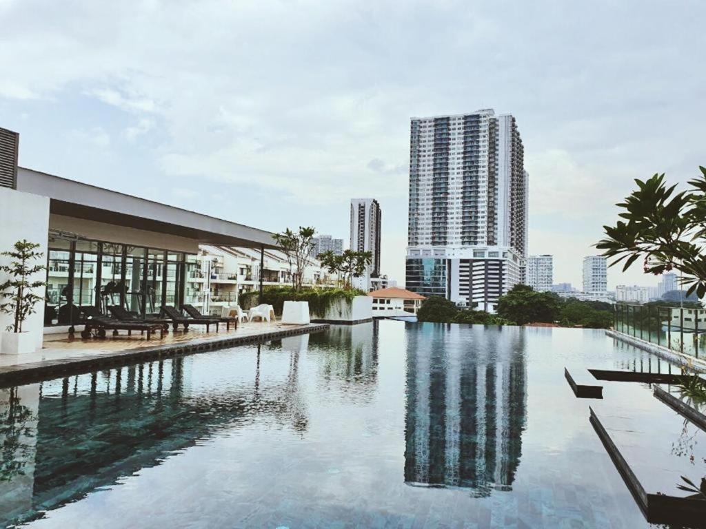 Vivo Soho Suite @ Mid Valley Old Klang Road KL