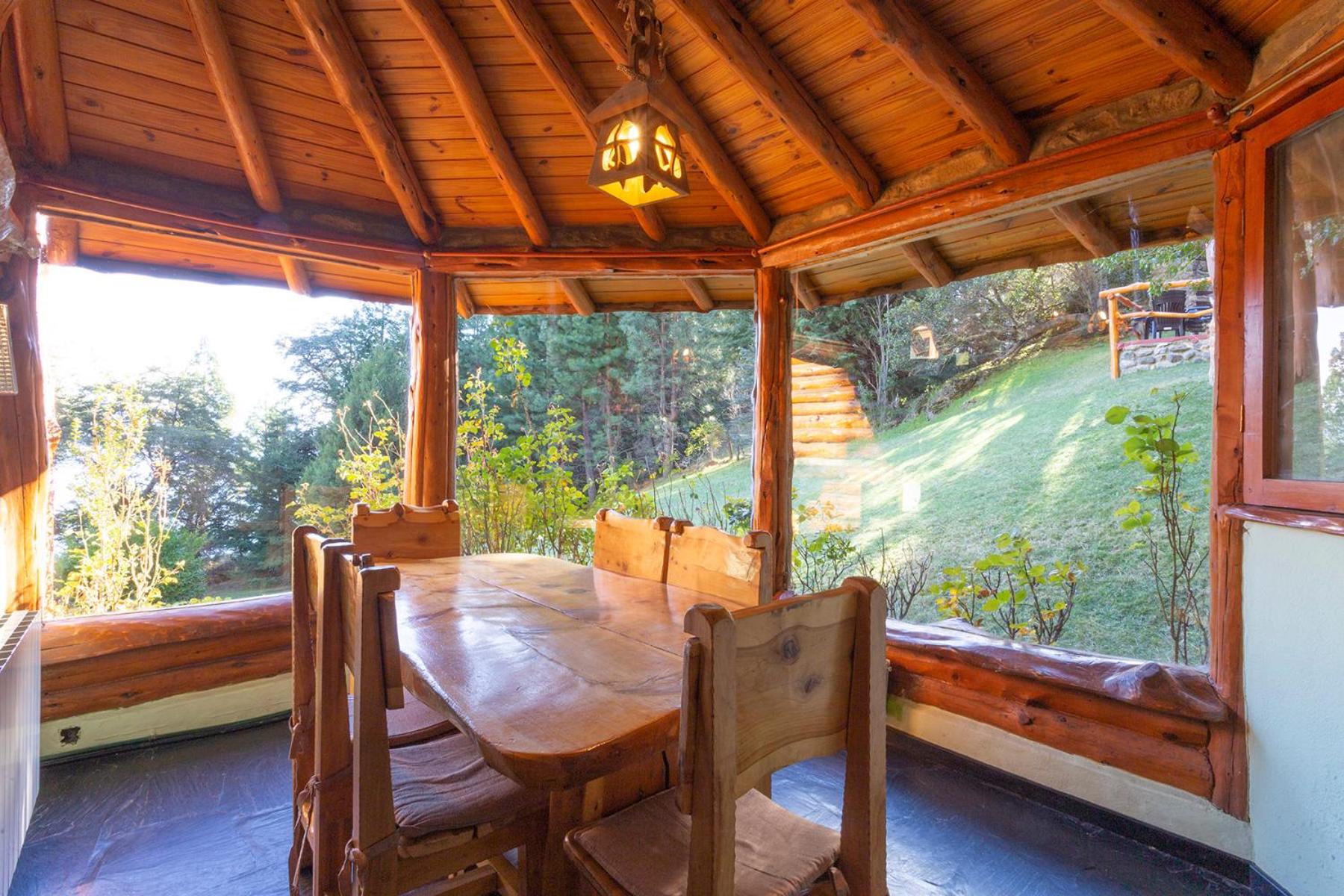 Cabañas Villa Labrador con costa de lago