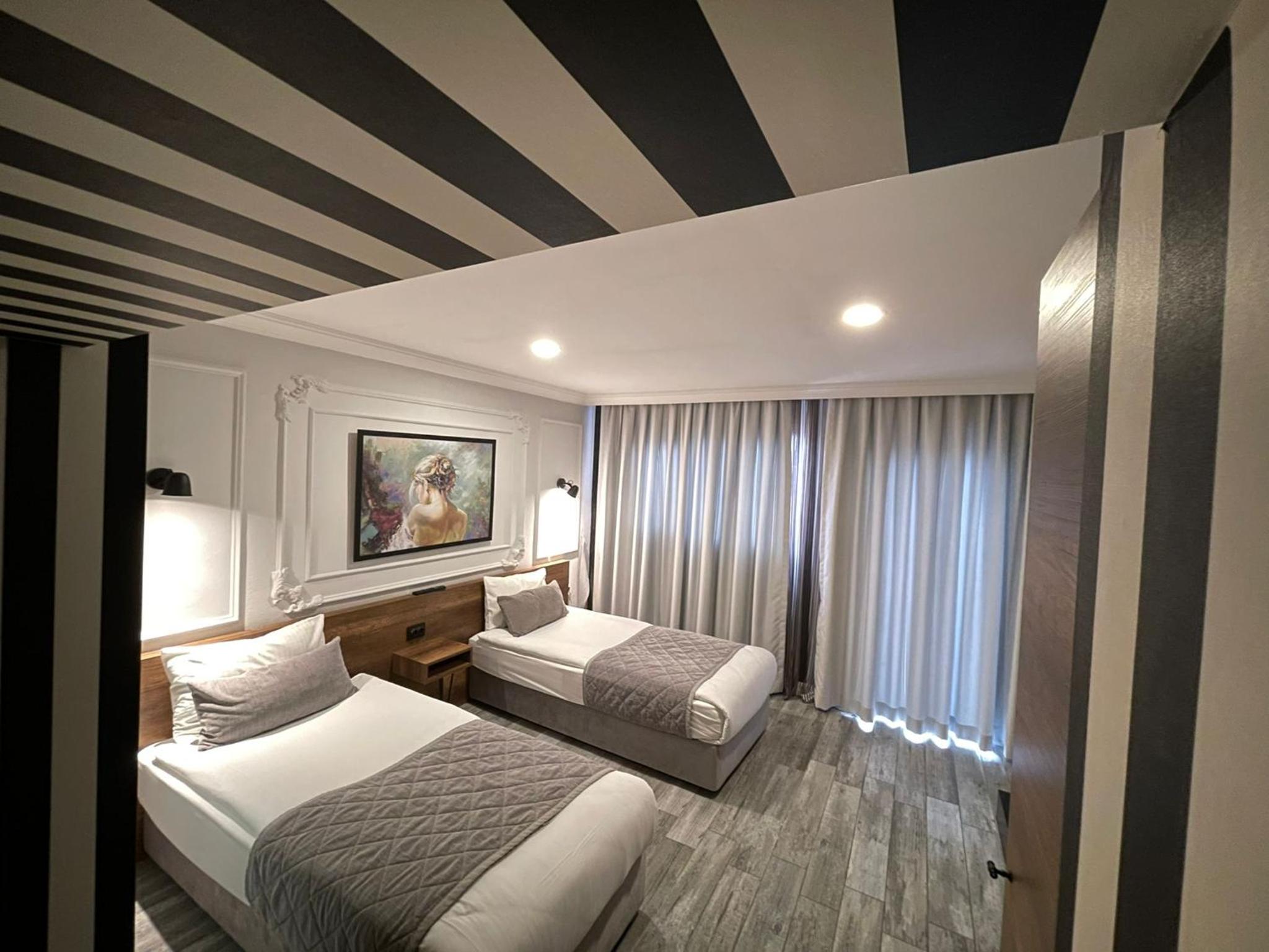 Double Bond Hotel Spa - Image 19