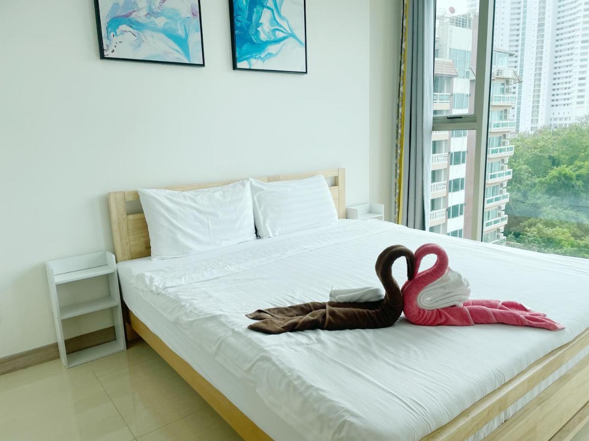 Riviera Jomtien Seaview Condo WiFi 300mbps view 3