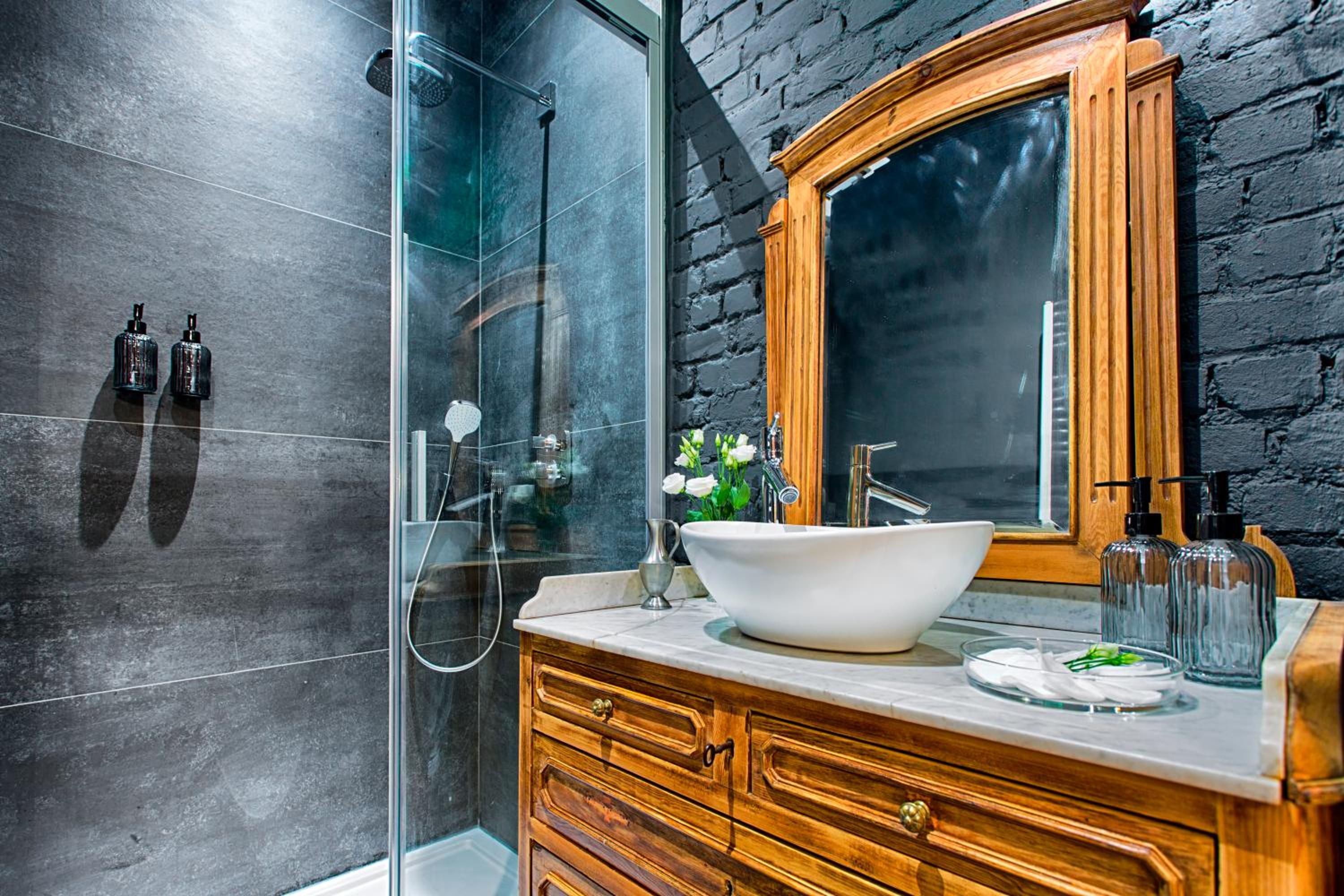 B&B Royal Swans - Adults-Only Boutique Stay in Bruges