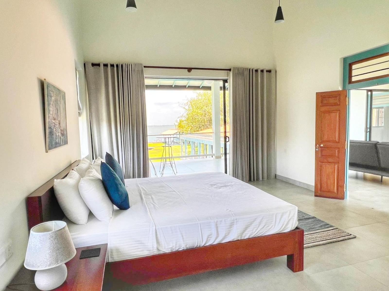 Villa Lagoonscape