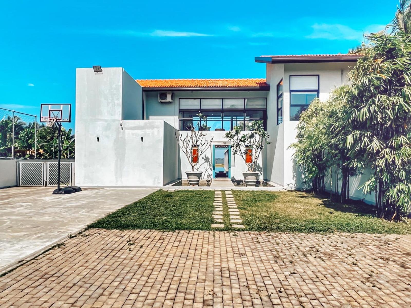 Villa Lagoonscape
