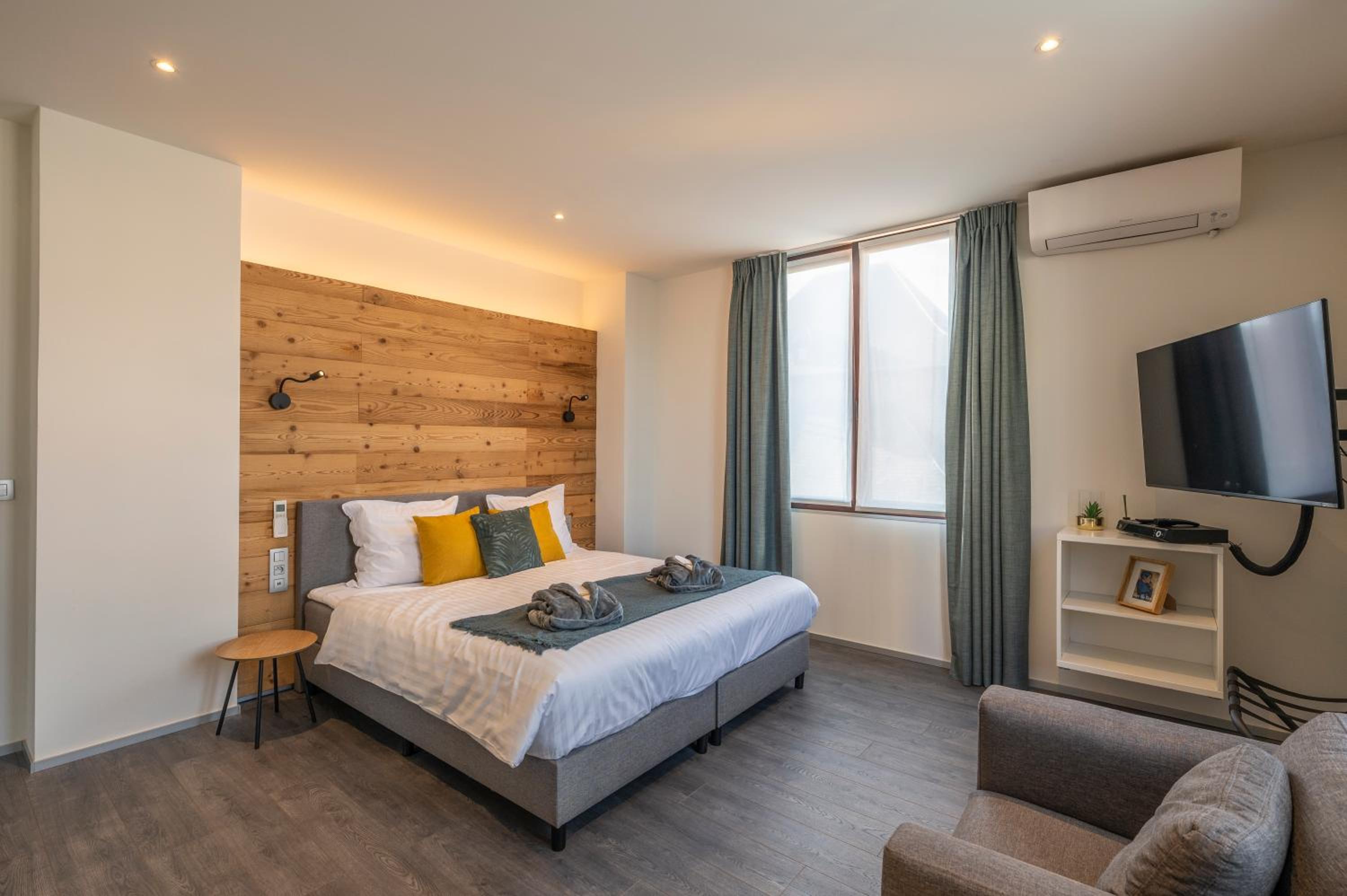 Machelen Vacations - Hotel Fi'Lin - Property Image 9