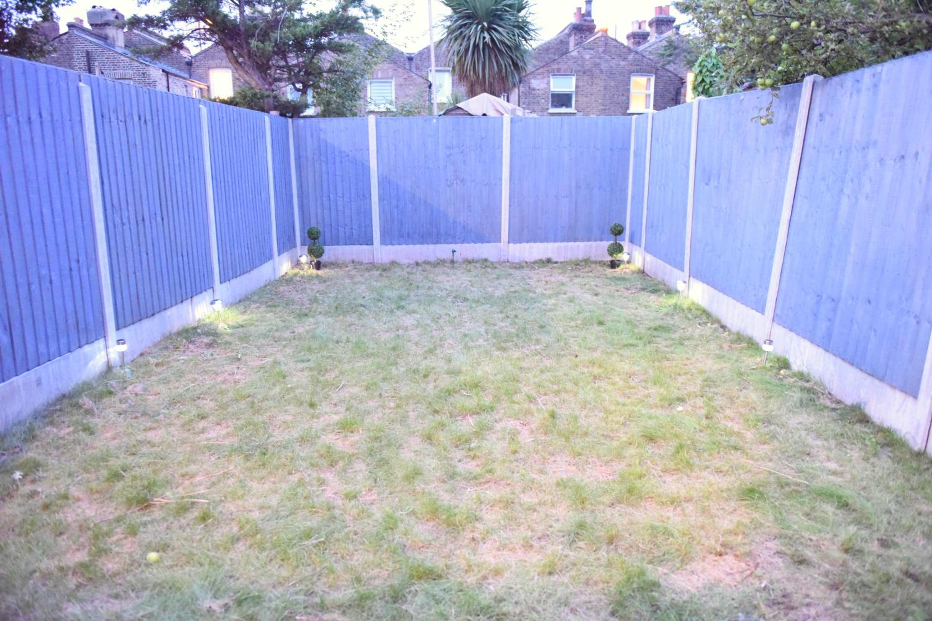 JB stays Greenwich, 3 bed house,ideal for contractors and family