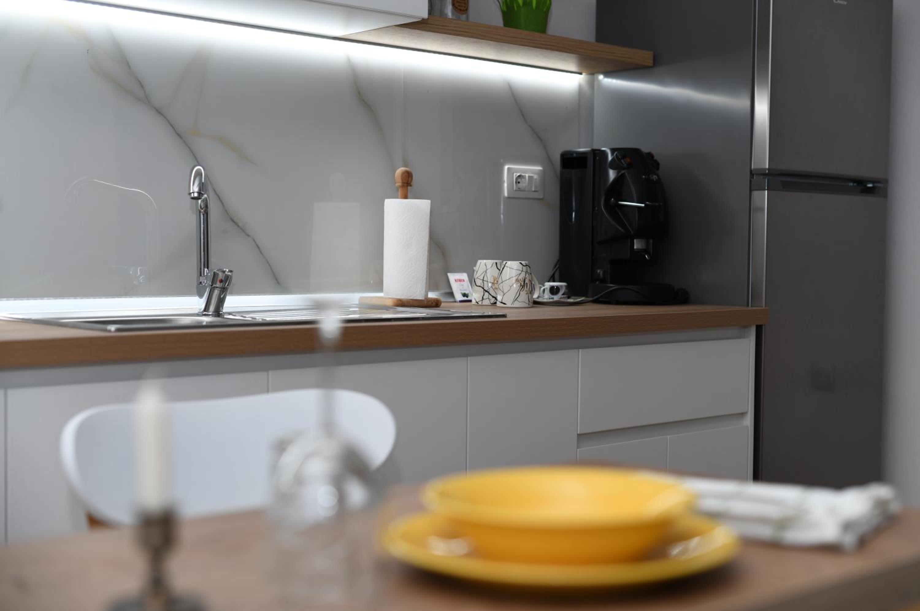 Rondine Studio Apartment