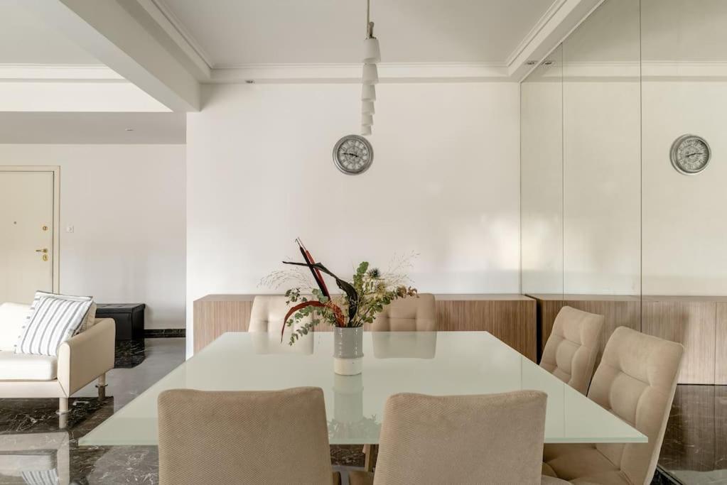 Elegant 2BD Evelpidon Apartment