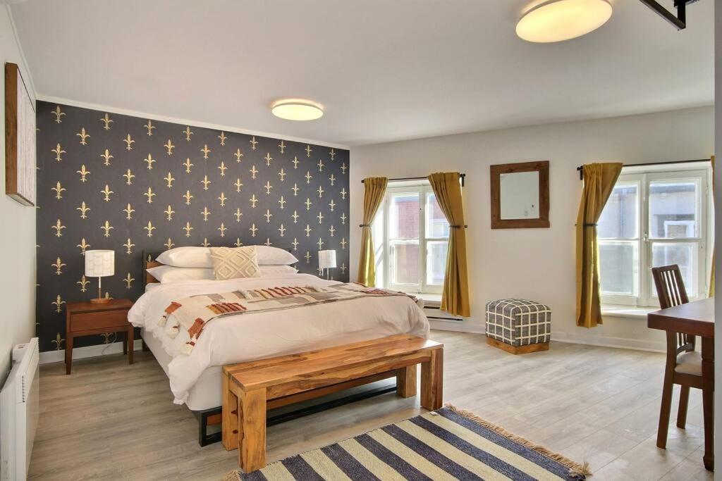 North House - Spectacular 3 Bedroom Old Quebec Penthouse