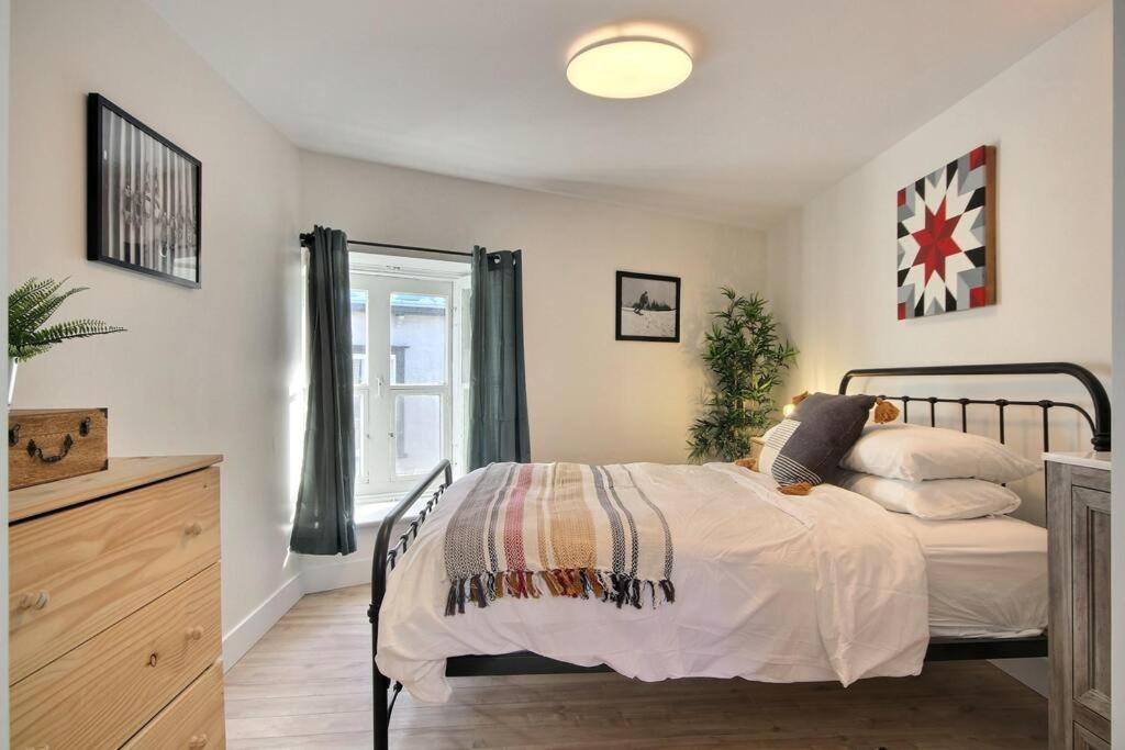 North House - Spectacular 3 Bedroom Old Quebec Penthouse
