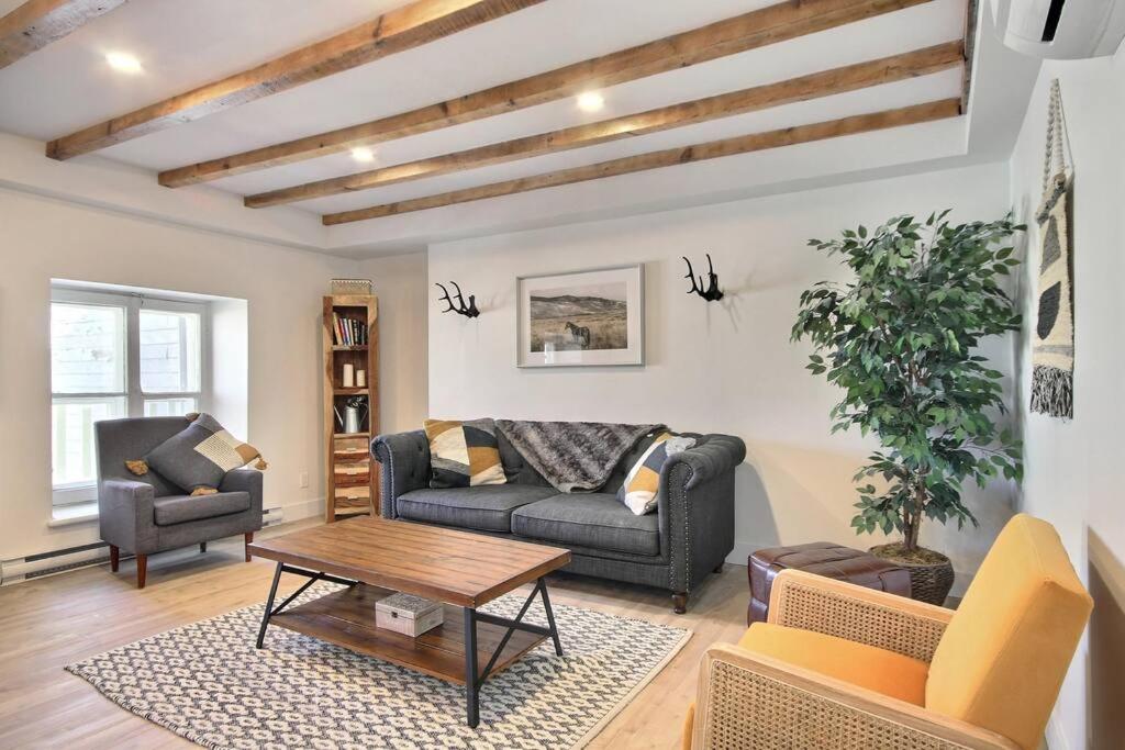 North House - Spectacular 3 Bedroom Old Quebec Penthouse