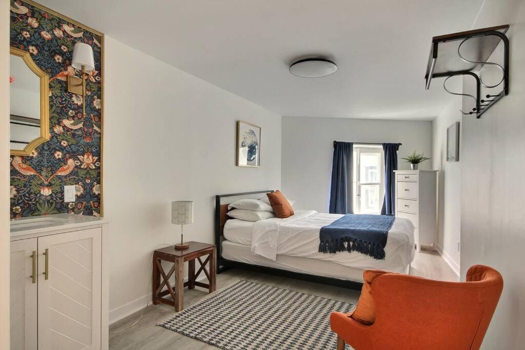 North House - Spectacular 3 Bedroom Old Quebec Penthouse