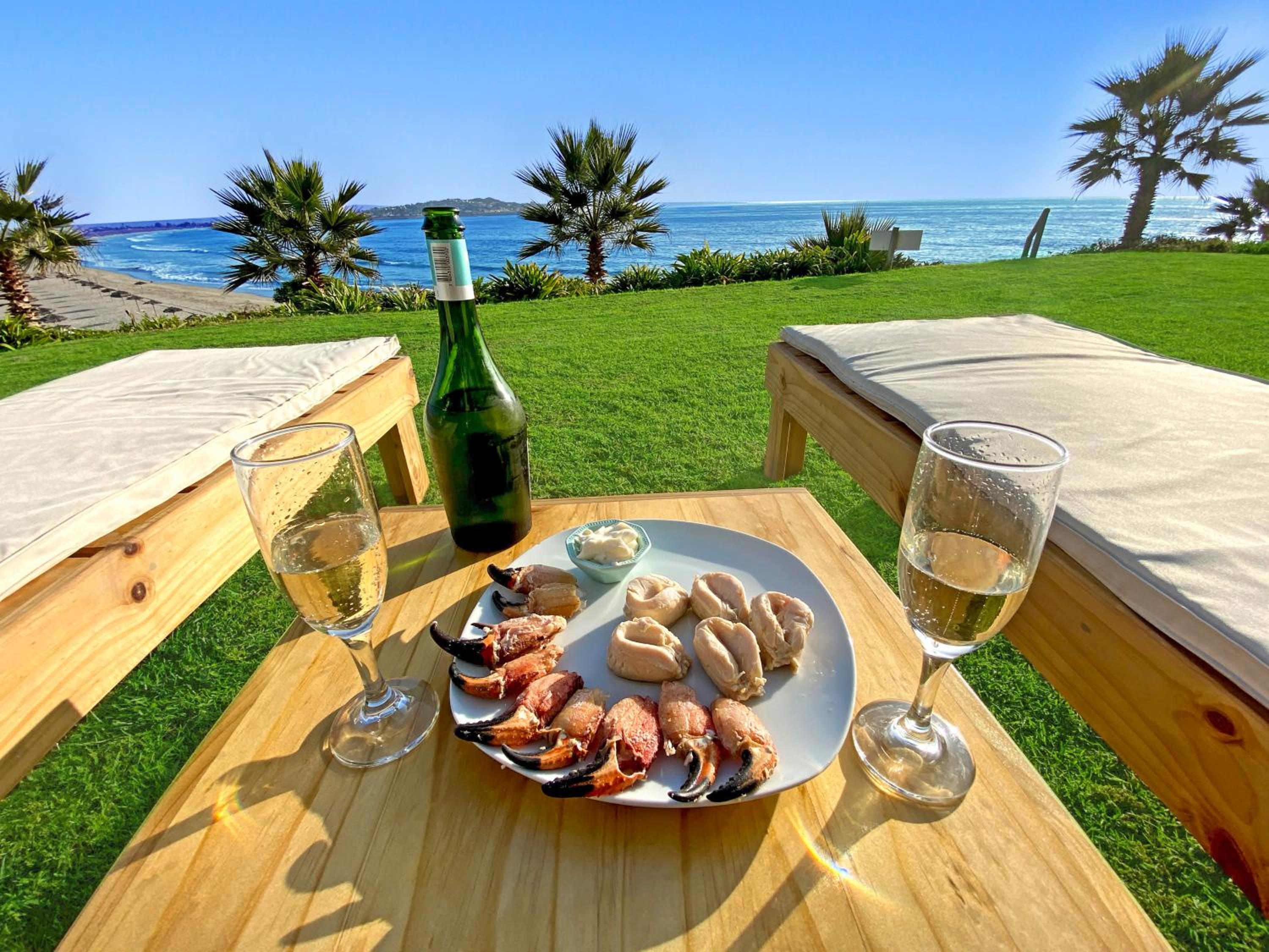 Puerto Velero Primera Línea Primer Piso al lado de la Playa! 5 pax
