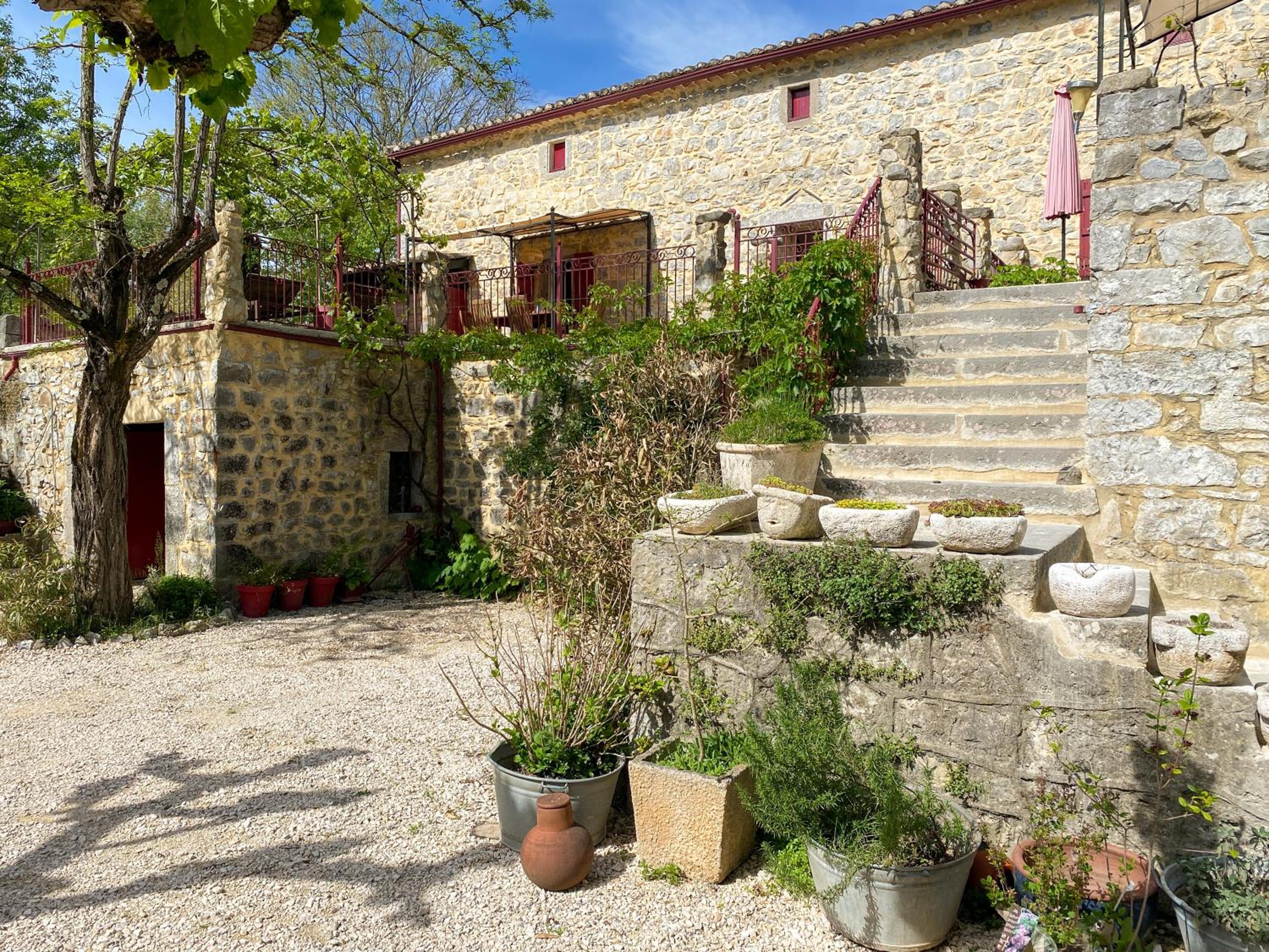 Mas Bourdaric - Location de Gites en Ardeche du Sud view 5