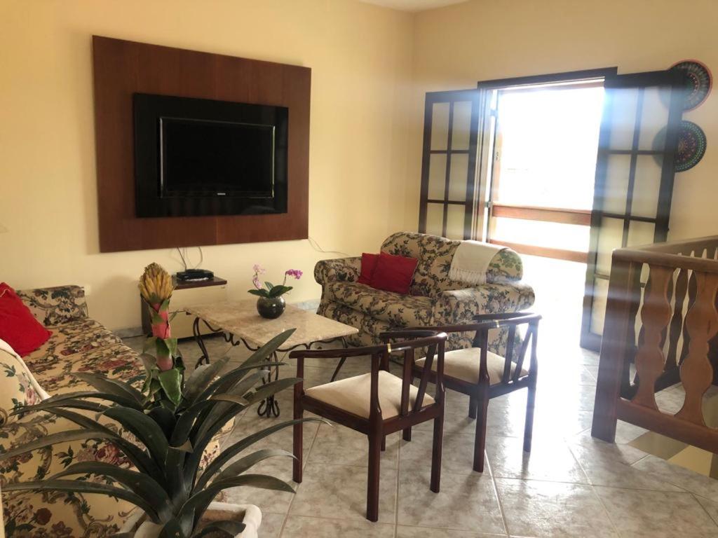 Casa de praia, piscina aquecida, cervejeira e bilhar