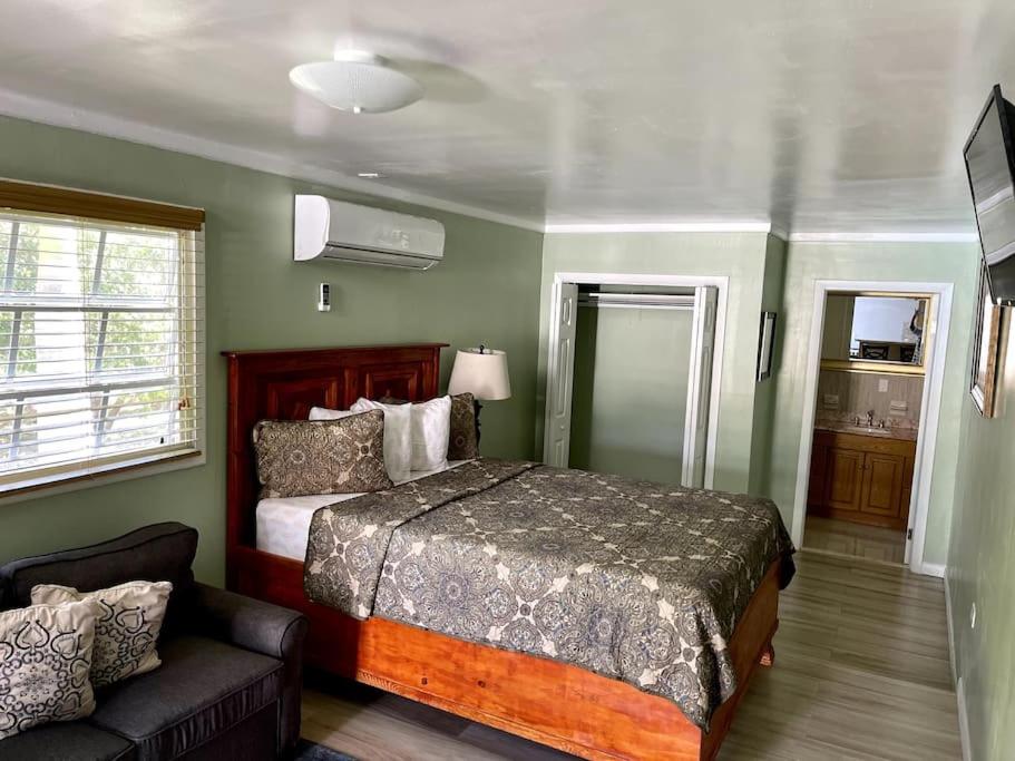 Dawson’s Hideaway