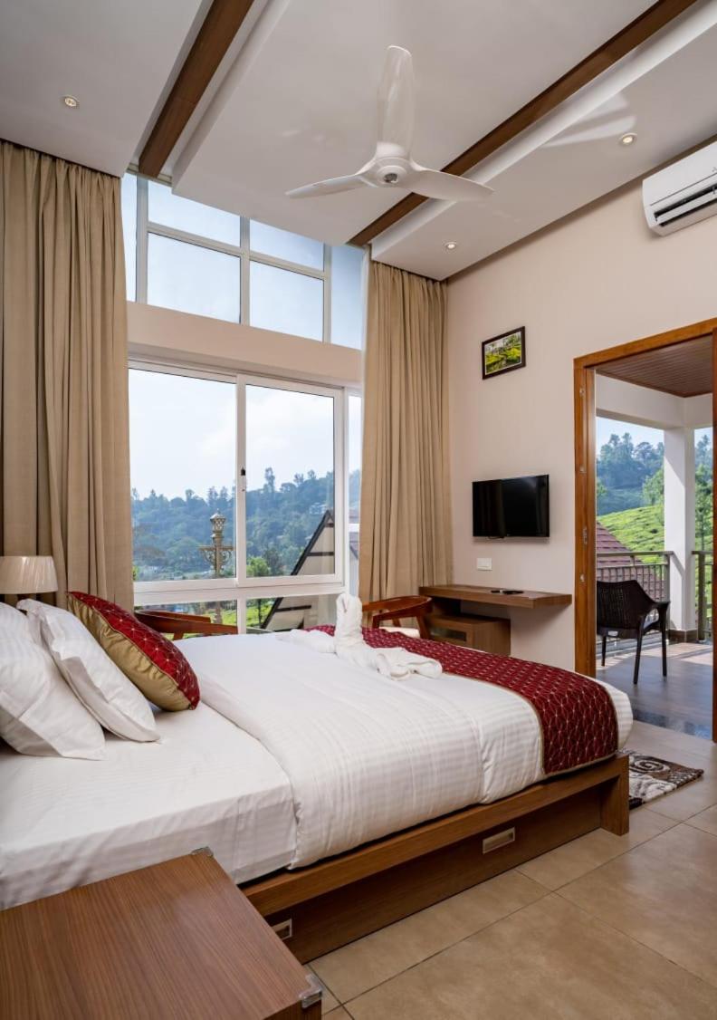 THRILL HOLIDAYS MUNNAR view 2