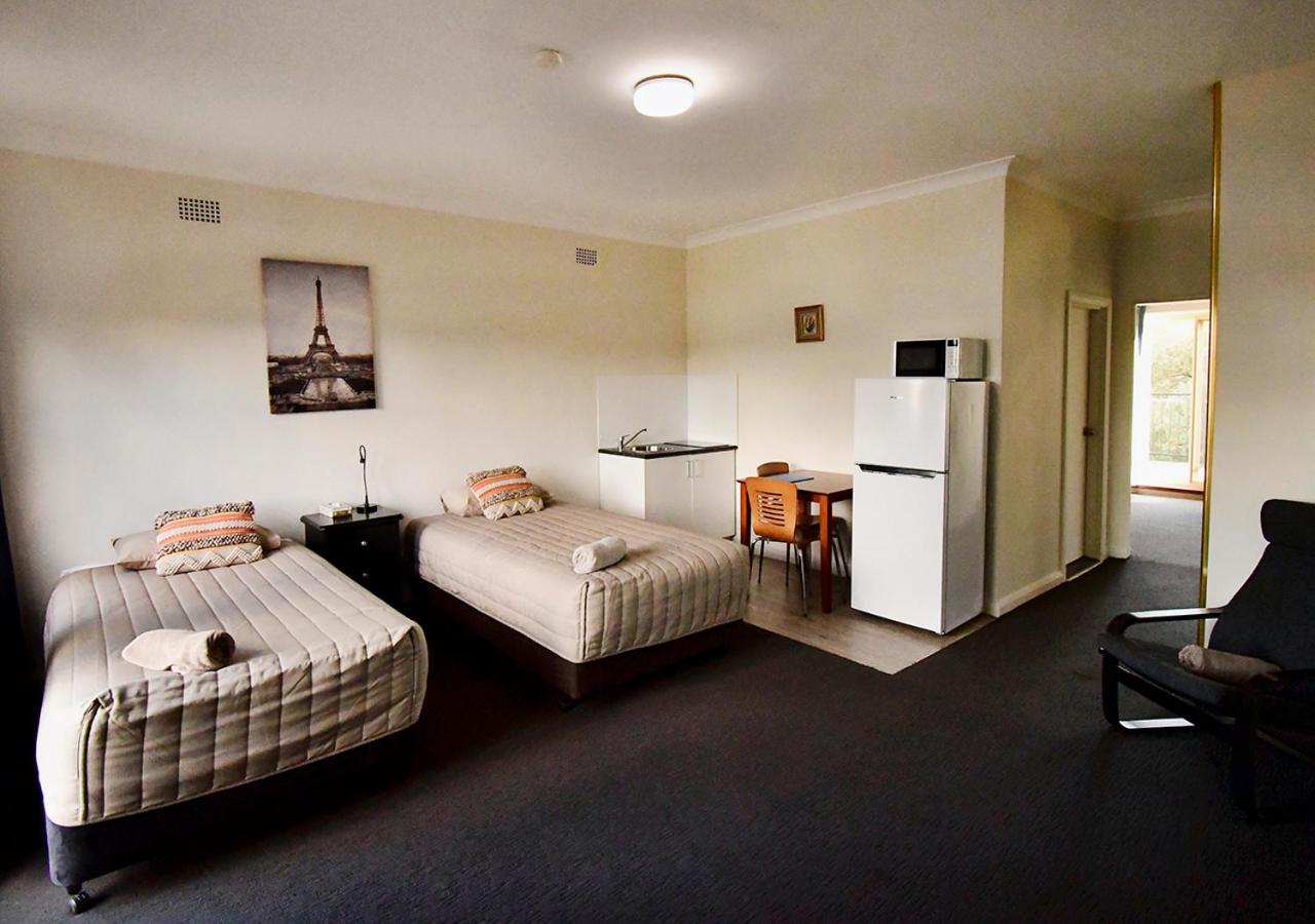 Memphis Motor Inn- UNDER NEW MANAGEMENT