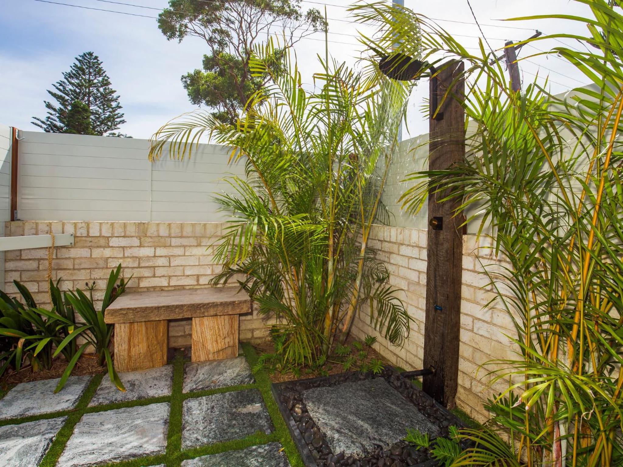 Unwind Pet Friendly 1 Min Walk to Beach