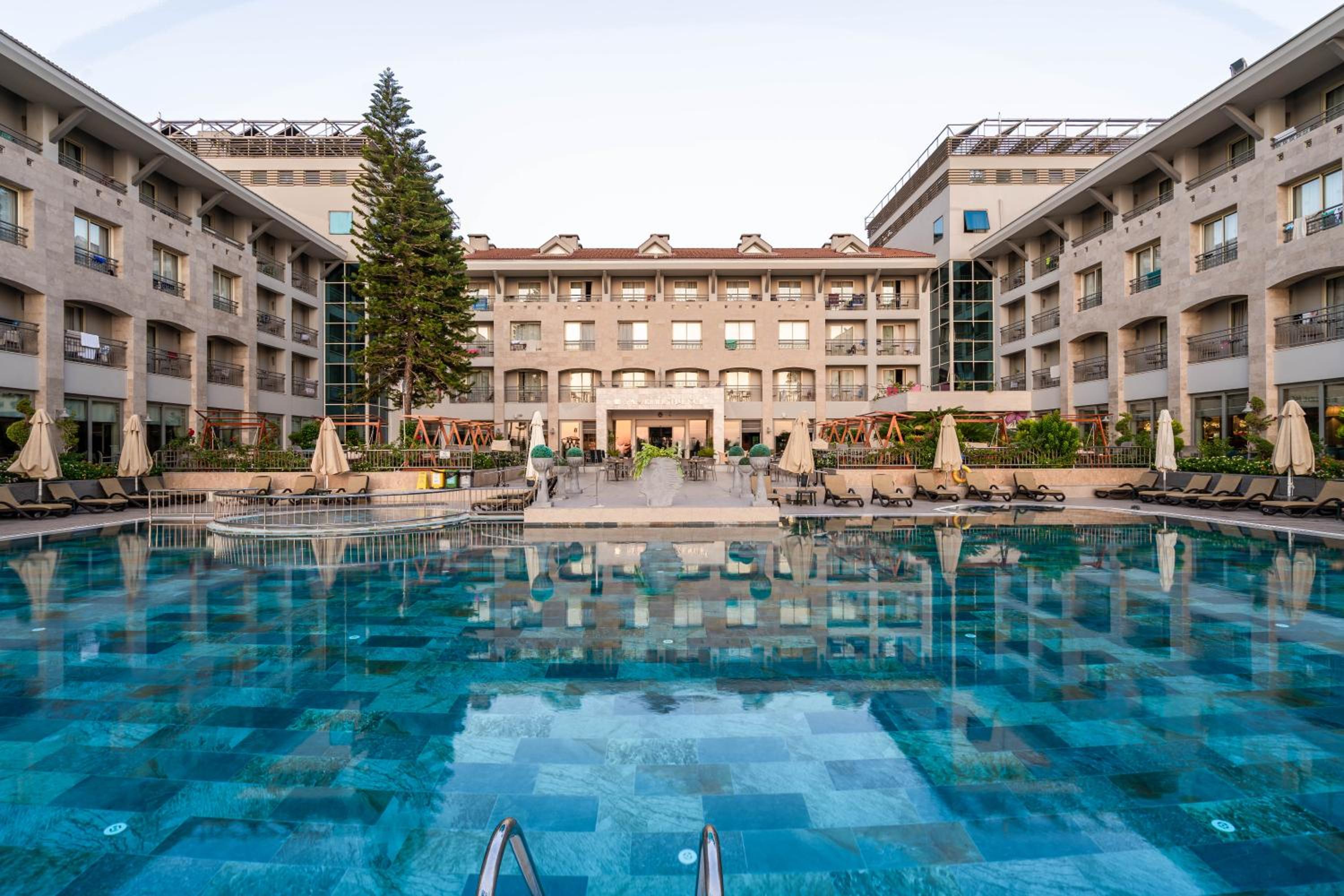 Fame Residence Kemer & Spa
