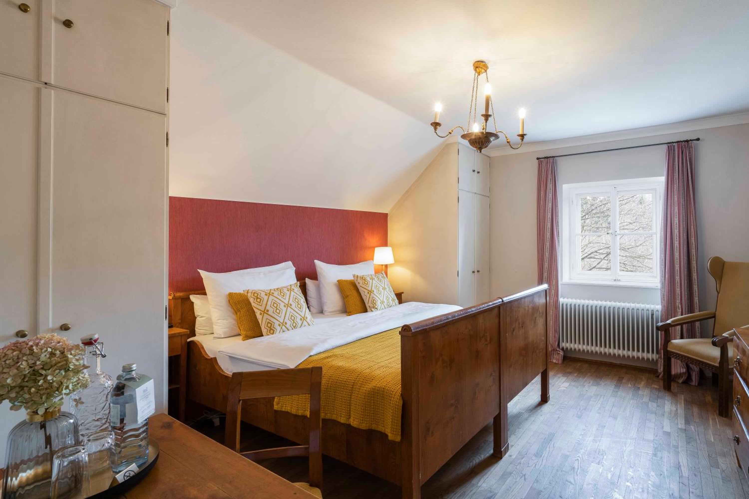 Der Schlosswirt zu Anif - Biedermeierhotel und Restaurant