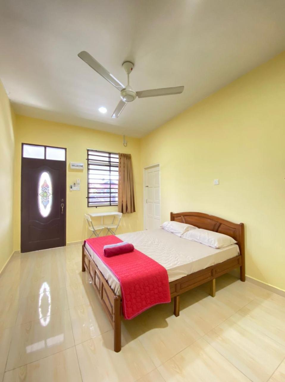 TWIN ROOMSTAY photo 2