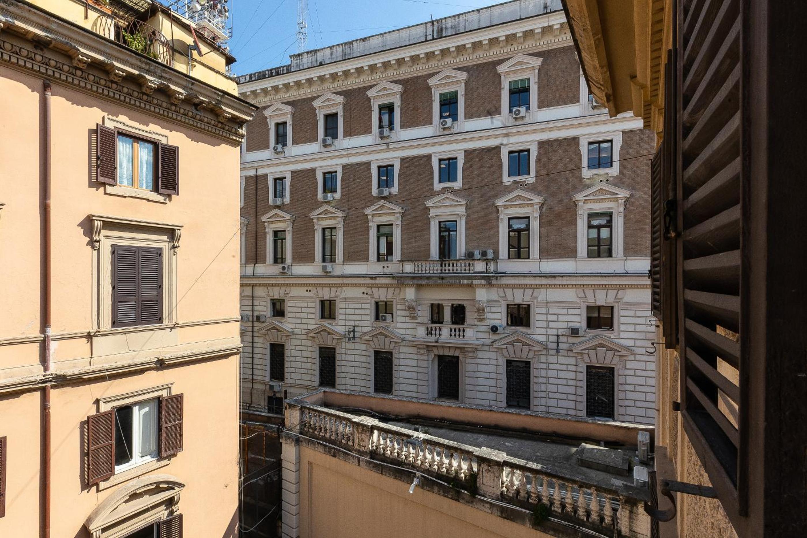 Lovely New Home Via Genova