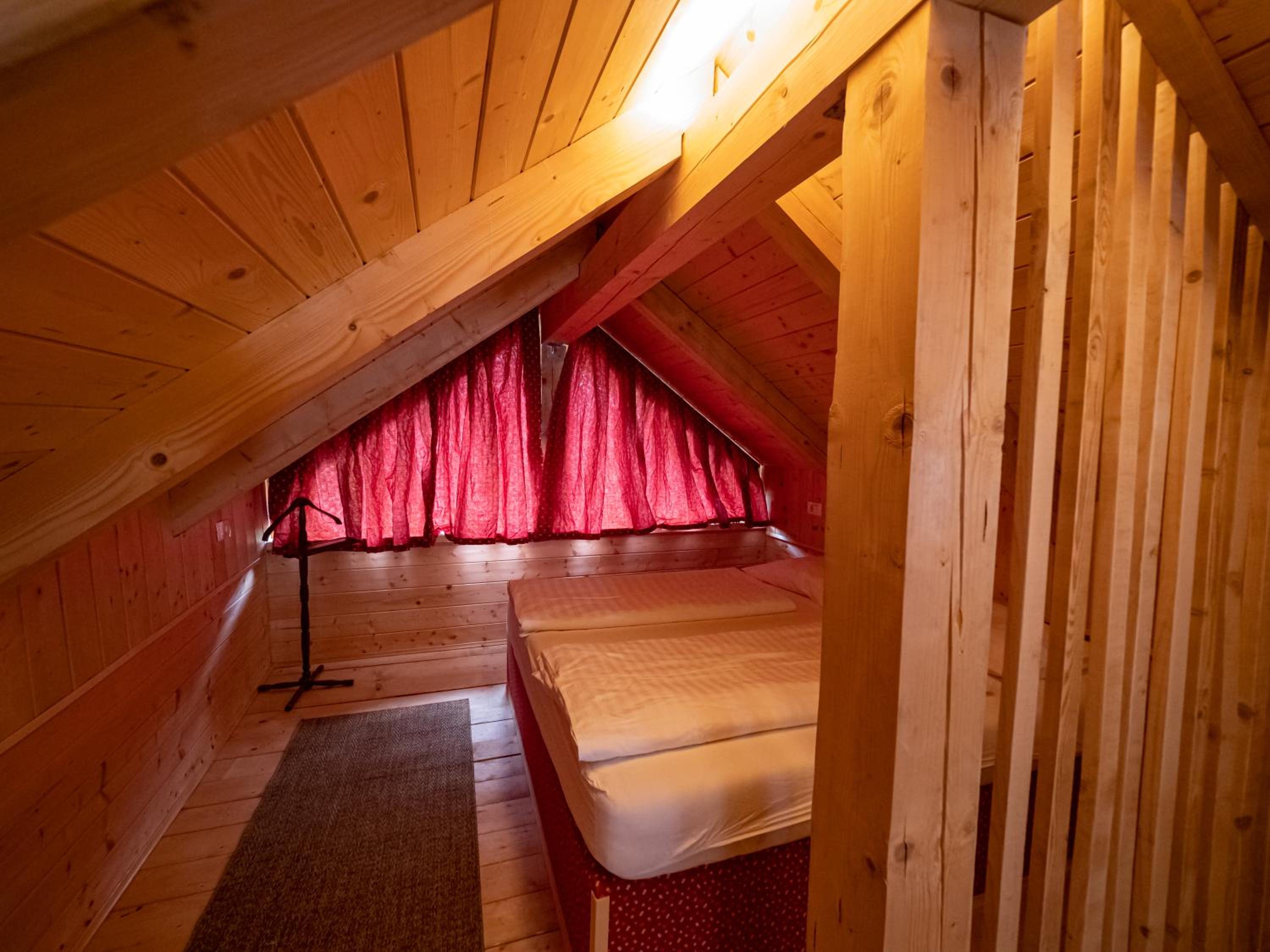 Chalet Sejalec view 3