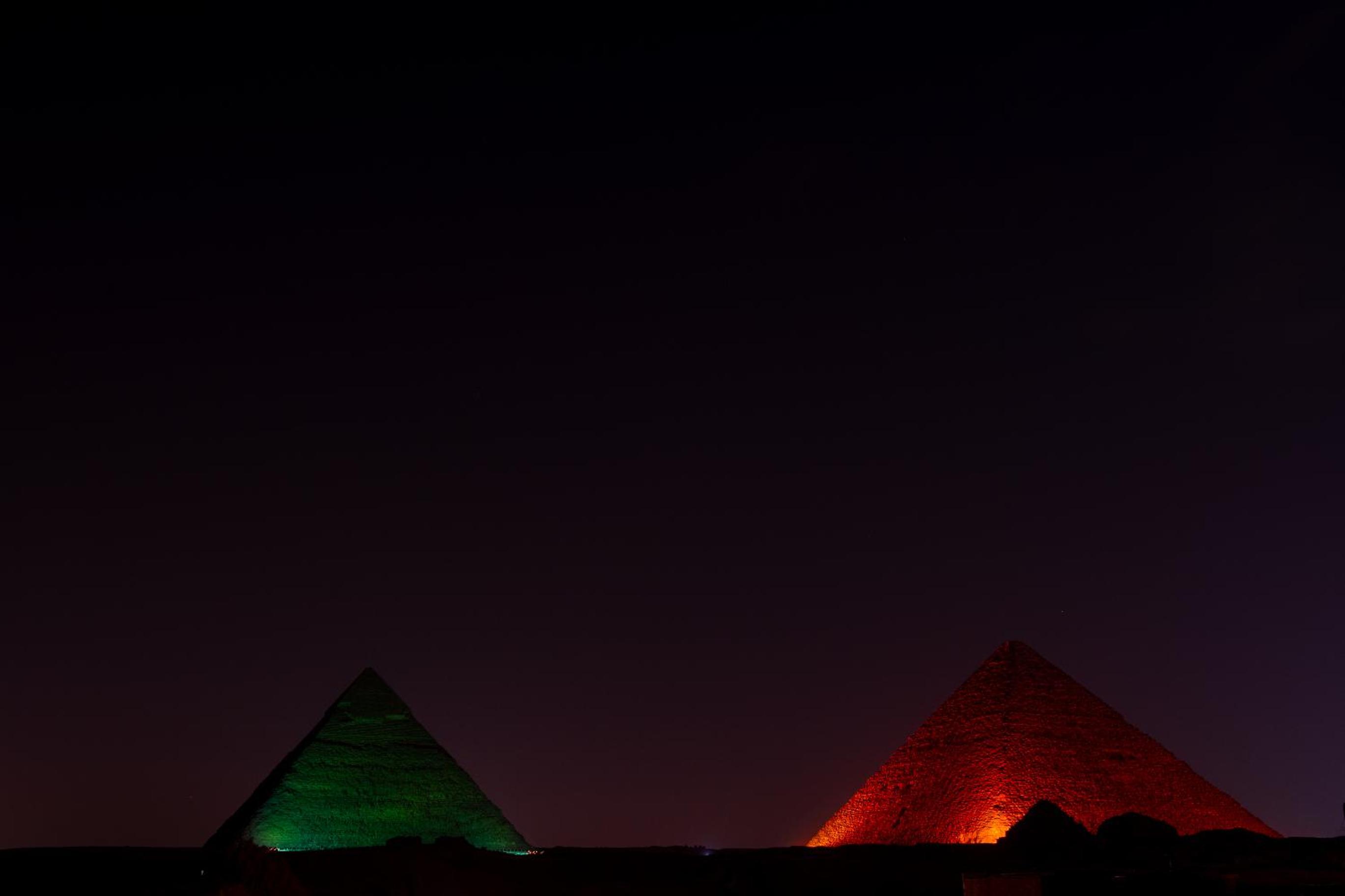Life Pyramids Inn