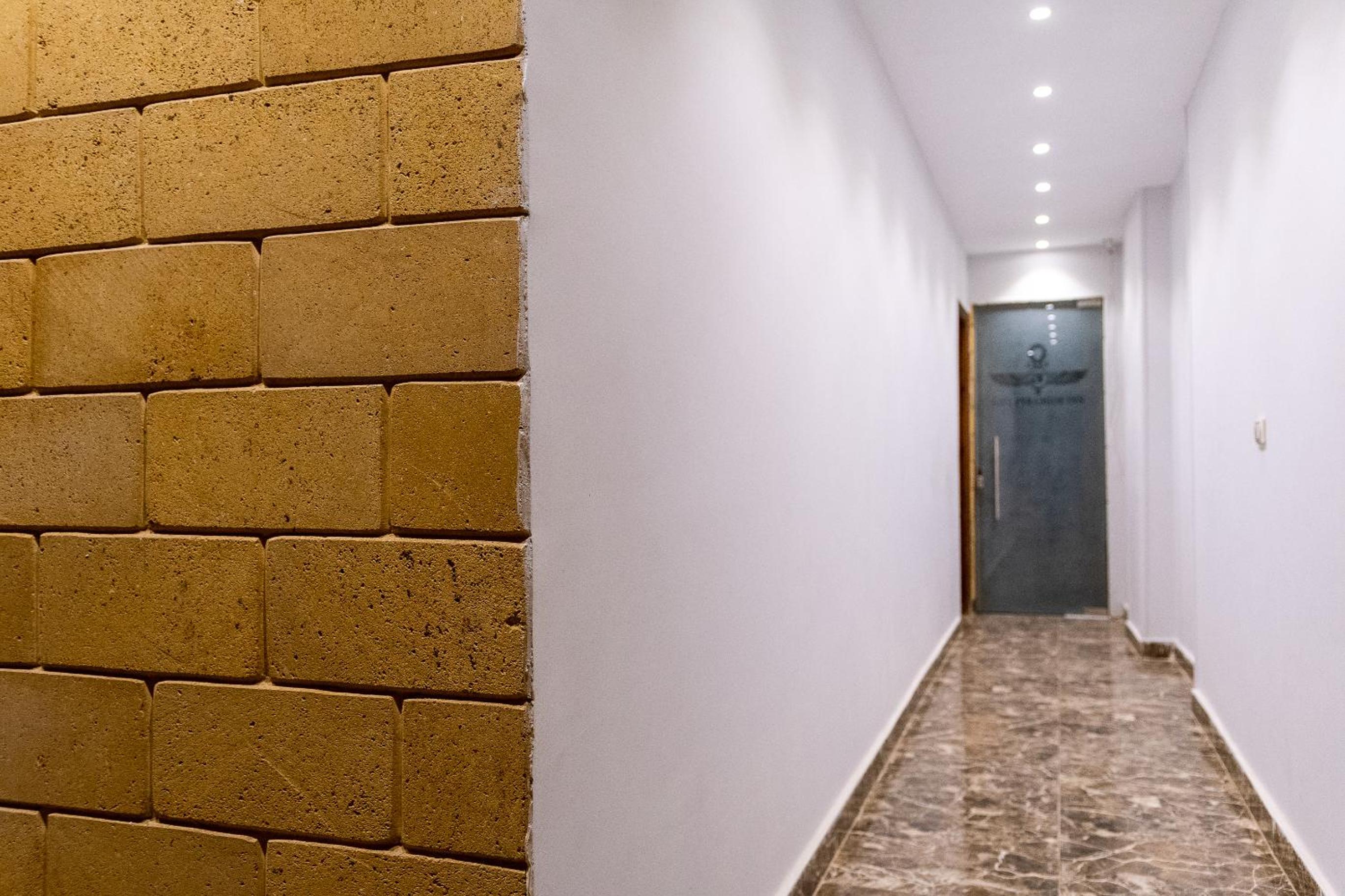 Life Pyramids Inn