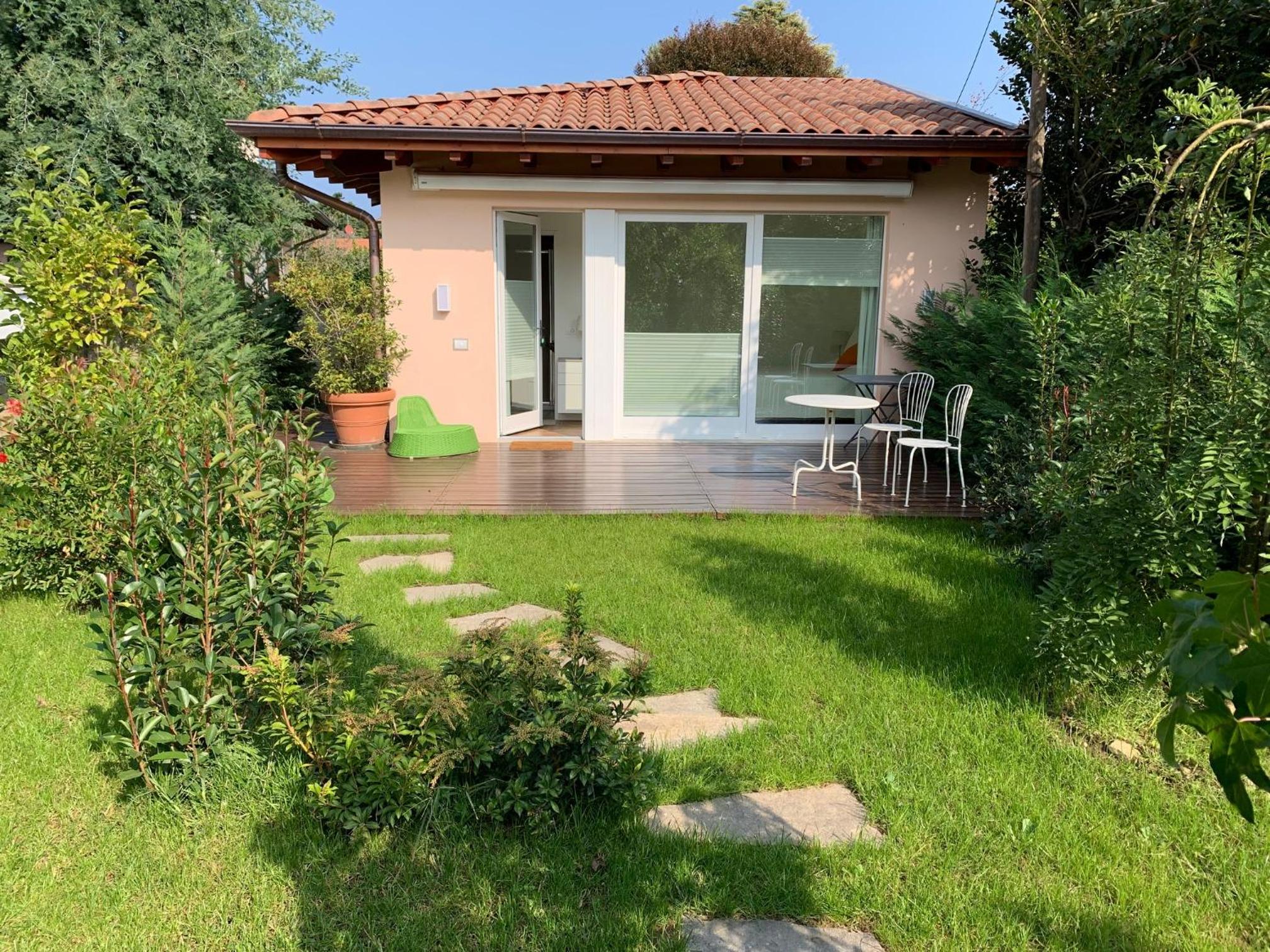 CASABELLA-LAGO MAGGIORE view 2