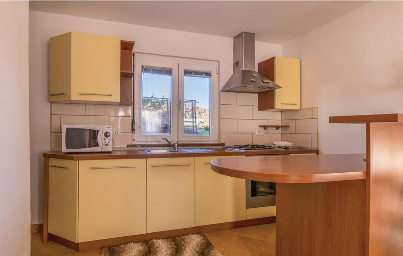 Apartment between the vineyard view 5