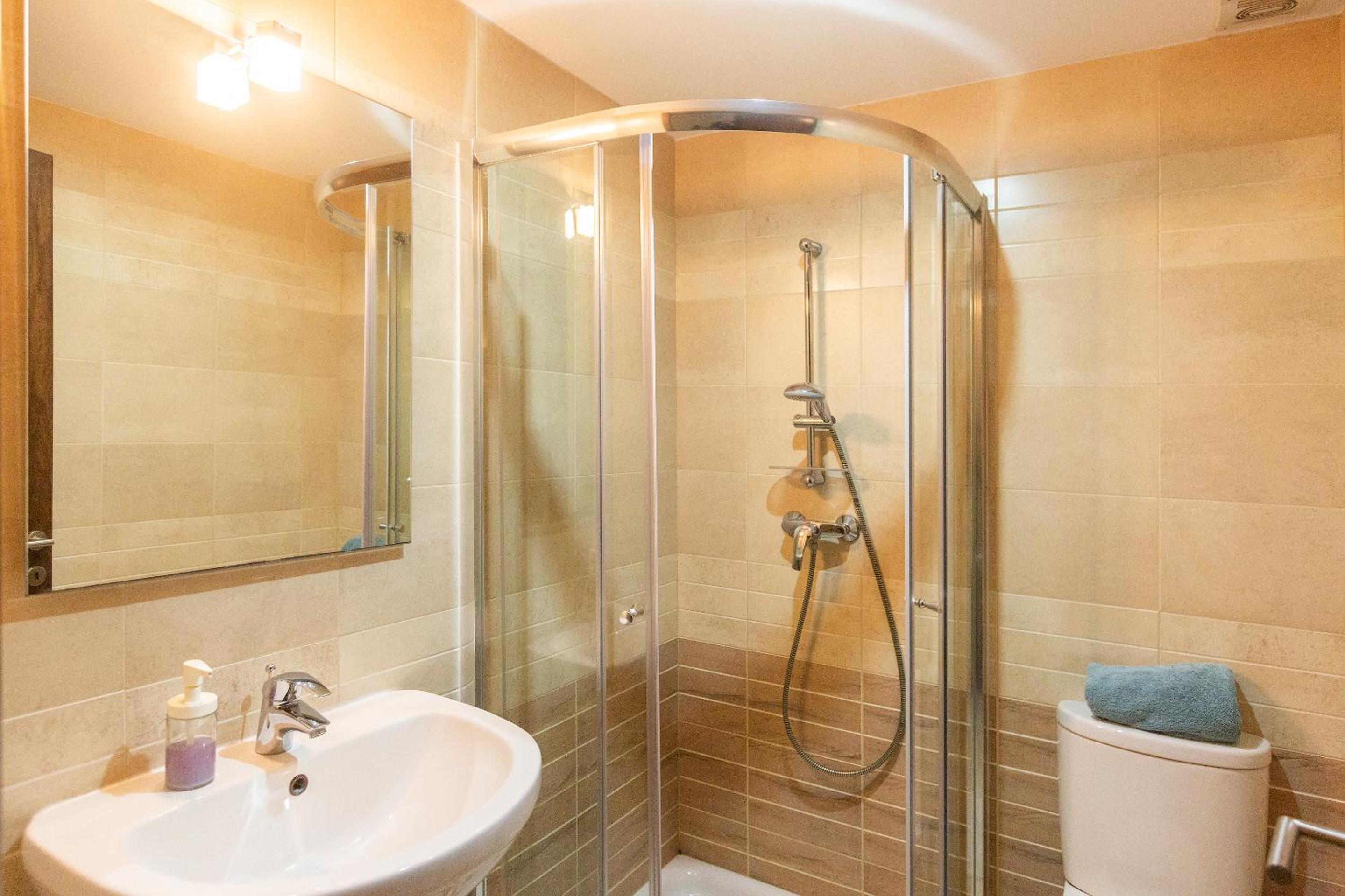 Stunning 4 bedrooms House with views in Gozo