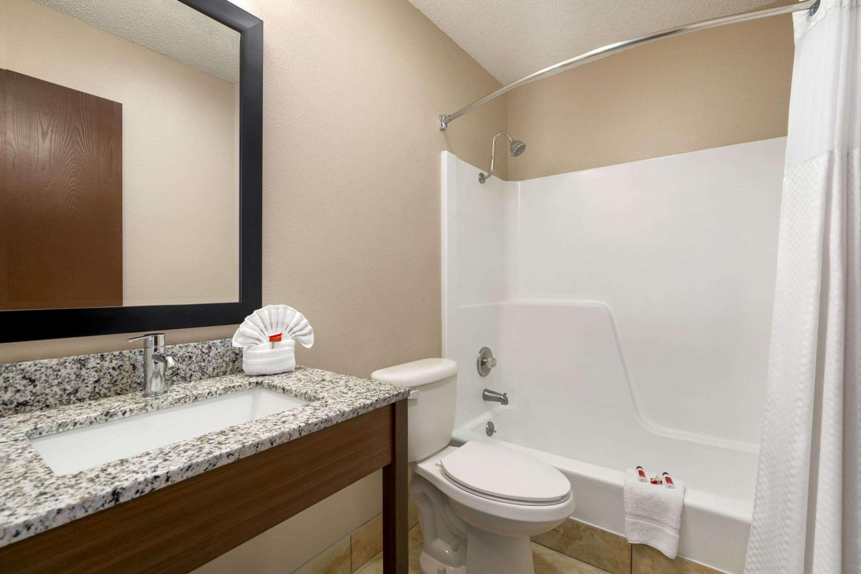 Liberal Vacations - Super 8 by Wyndham Liberal KS - Property Image 13