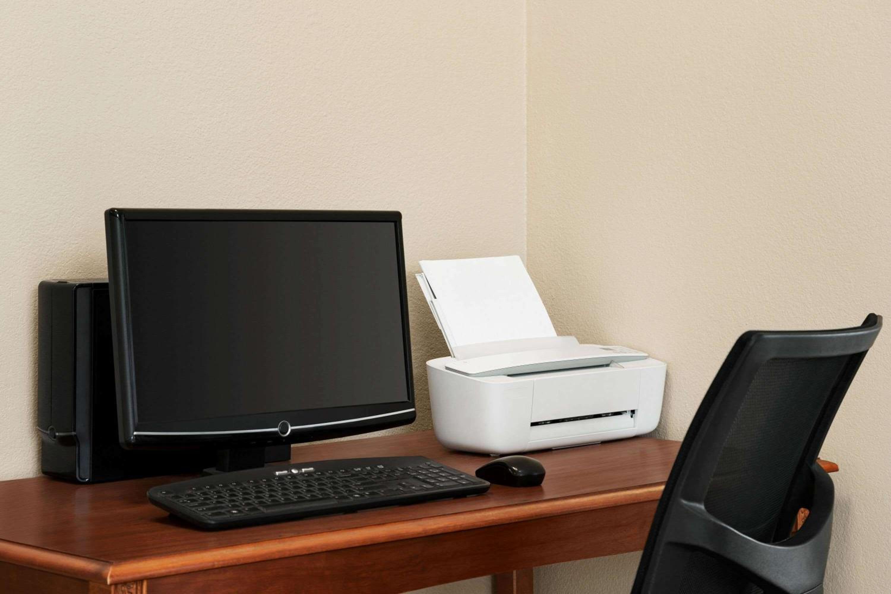 Liberal Vacations - Super 8 by Wyndham Liberal KS - Property Image 24