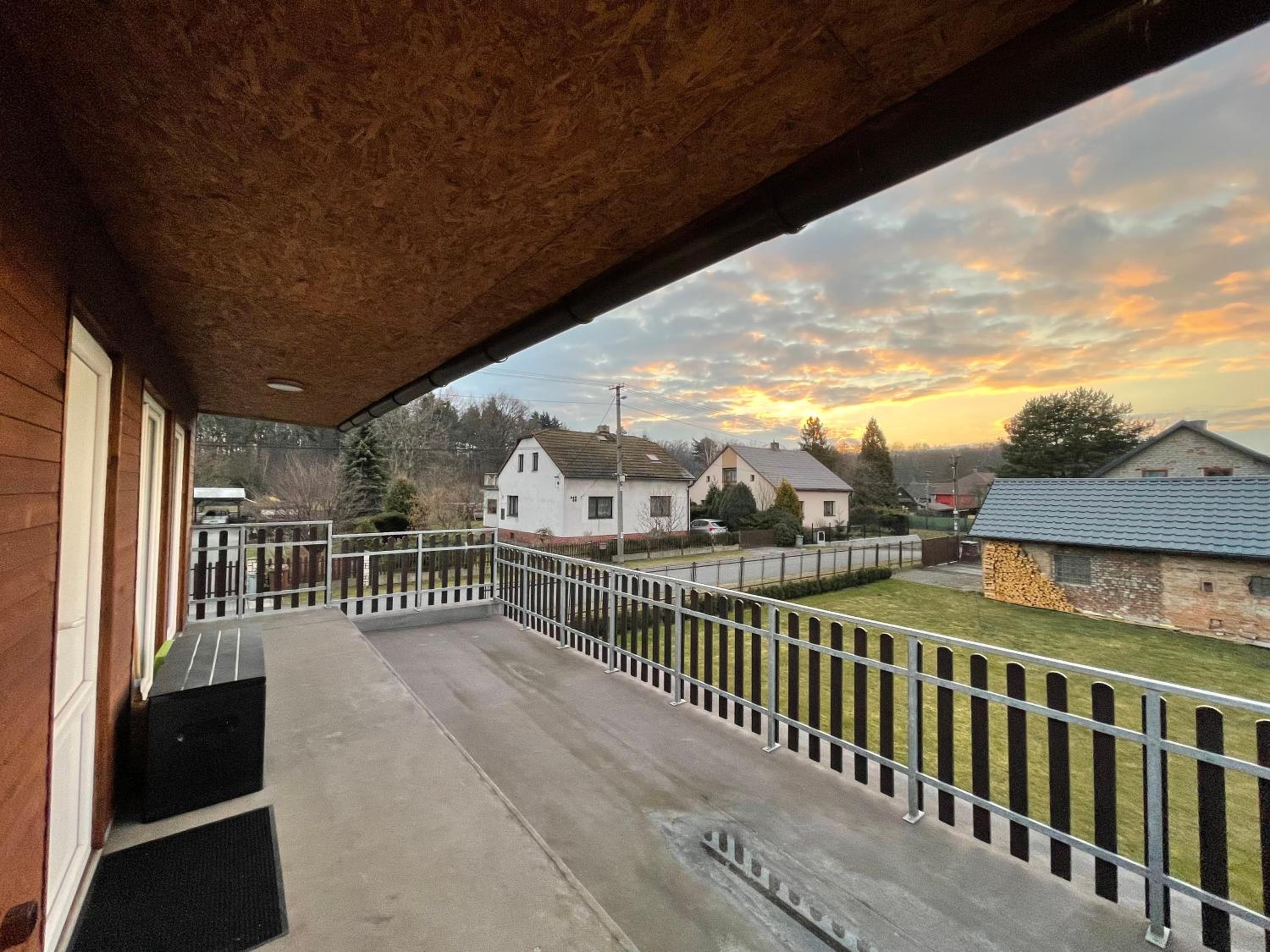 Johnys apartment view 4