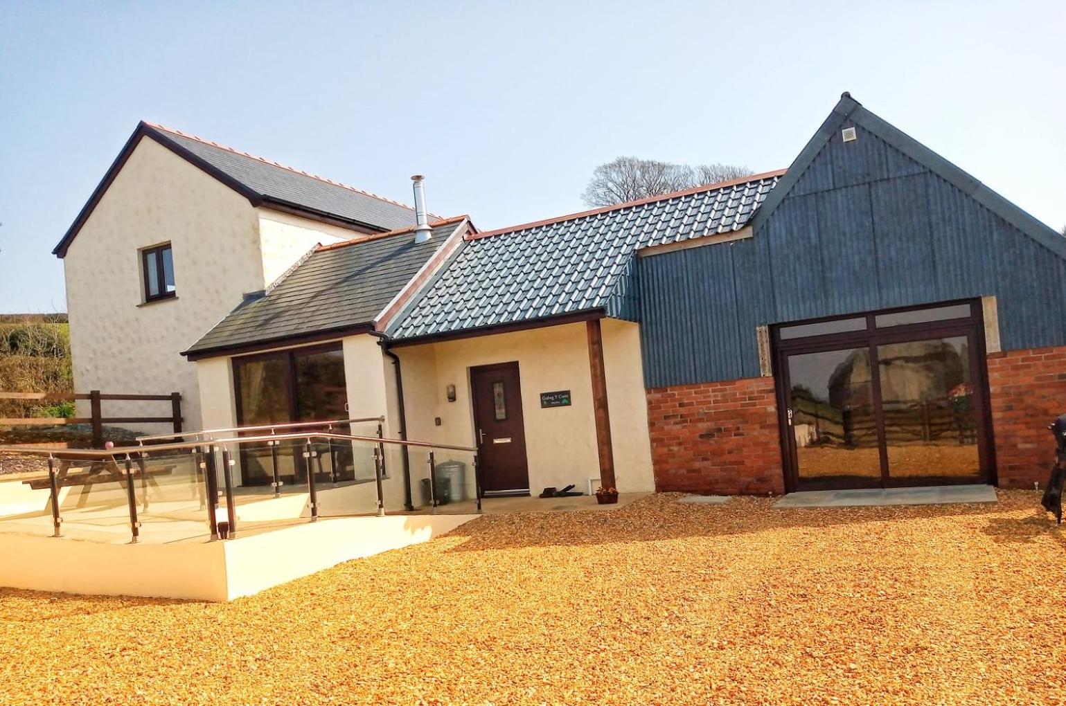 Hotel Luxury Cottage With Private Indoor Hot Tub+woodlands